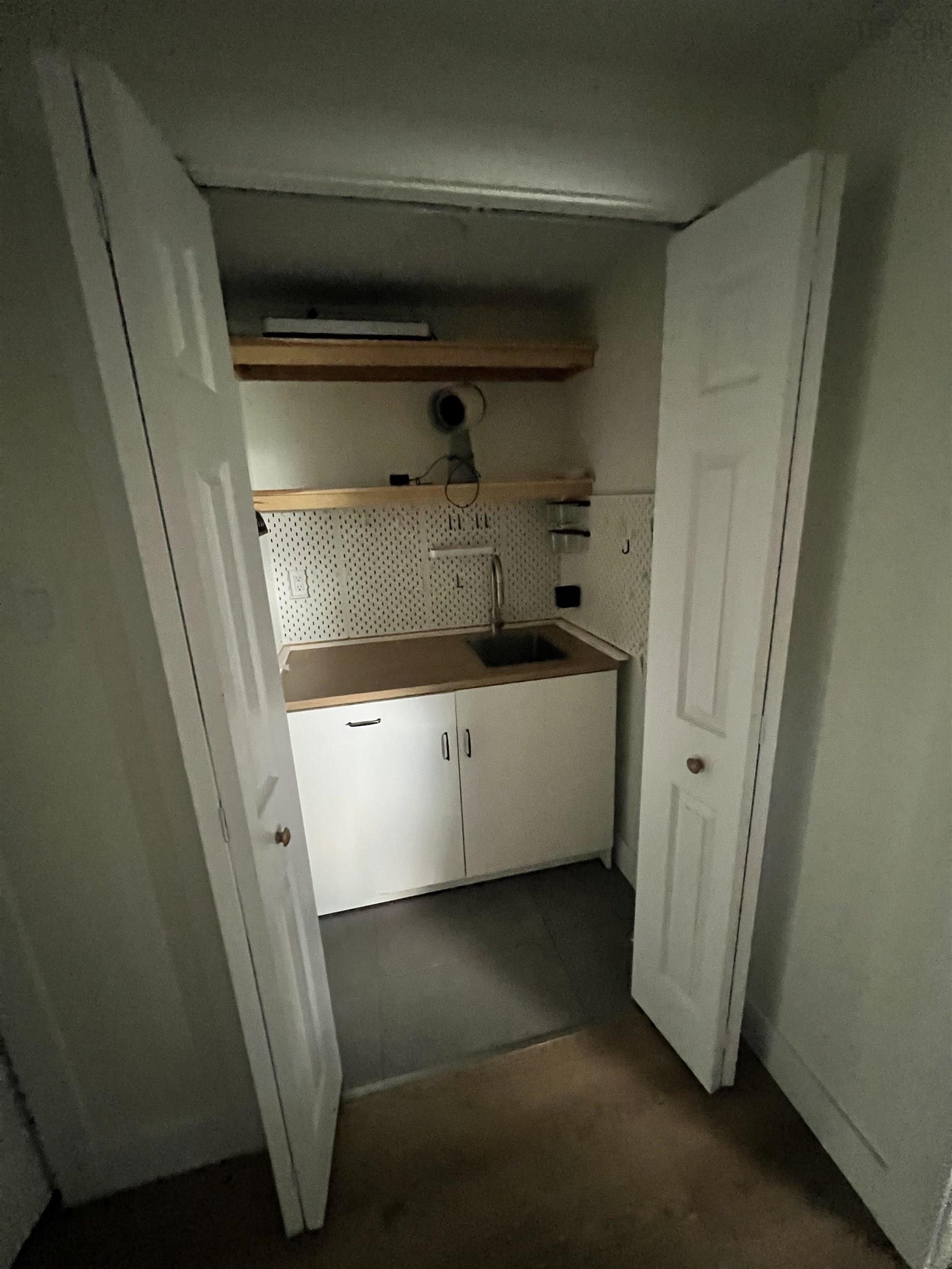 $499,000.00: 390 Beaver Bank Road, Beaver Bank