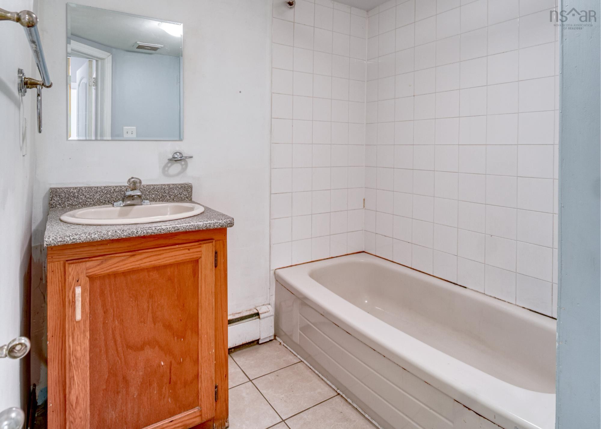 20-22 Coronet Avenue, Halifax, NS (MLS 202529044)