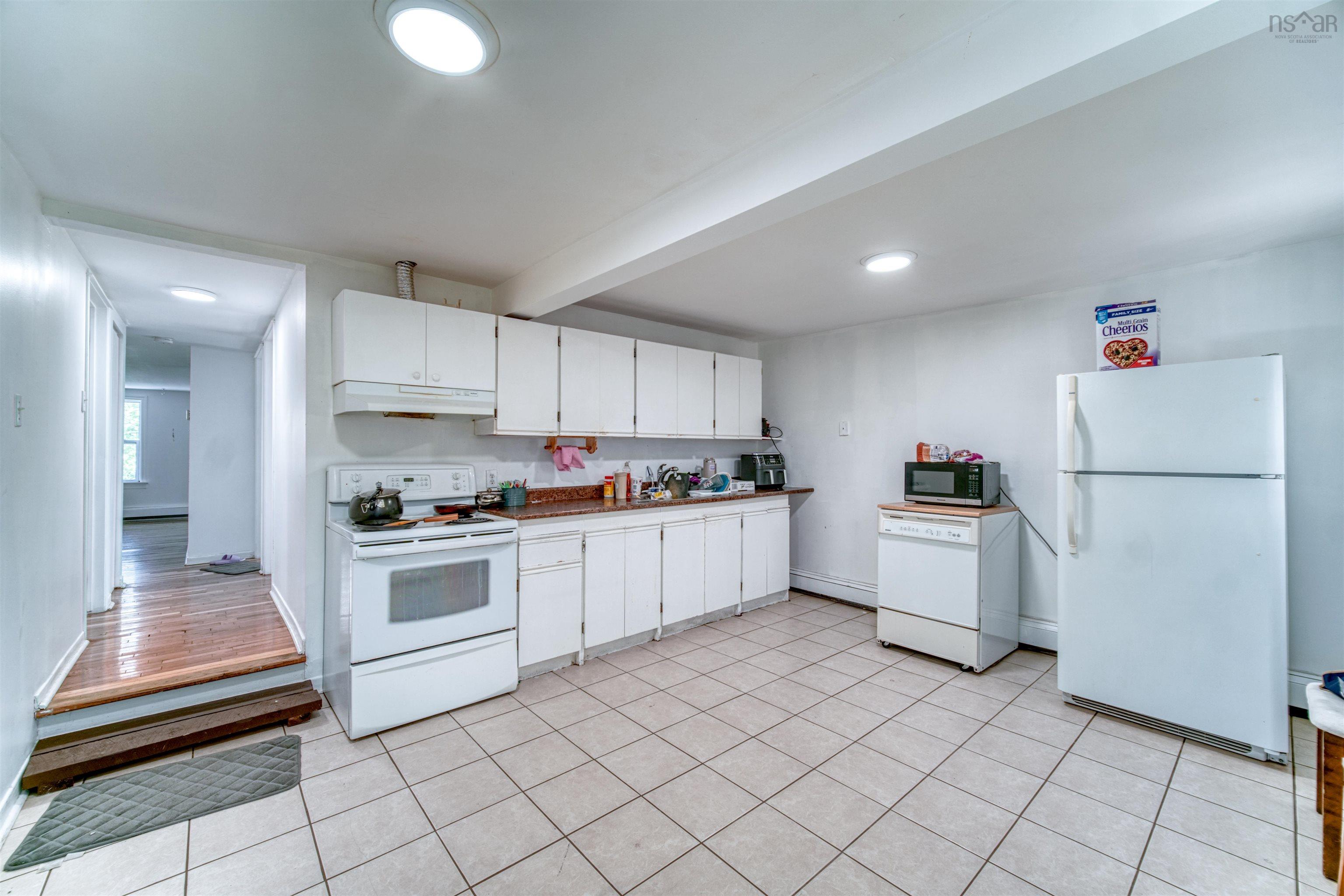 20-22 Coronet Avenue, Halifax, NS (MLS 202529044)