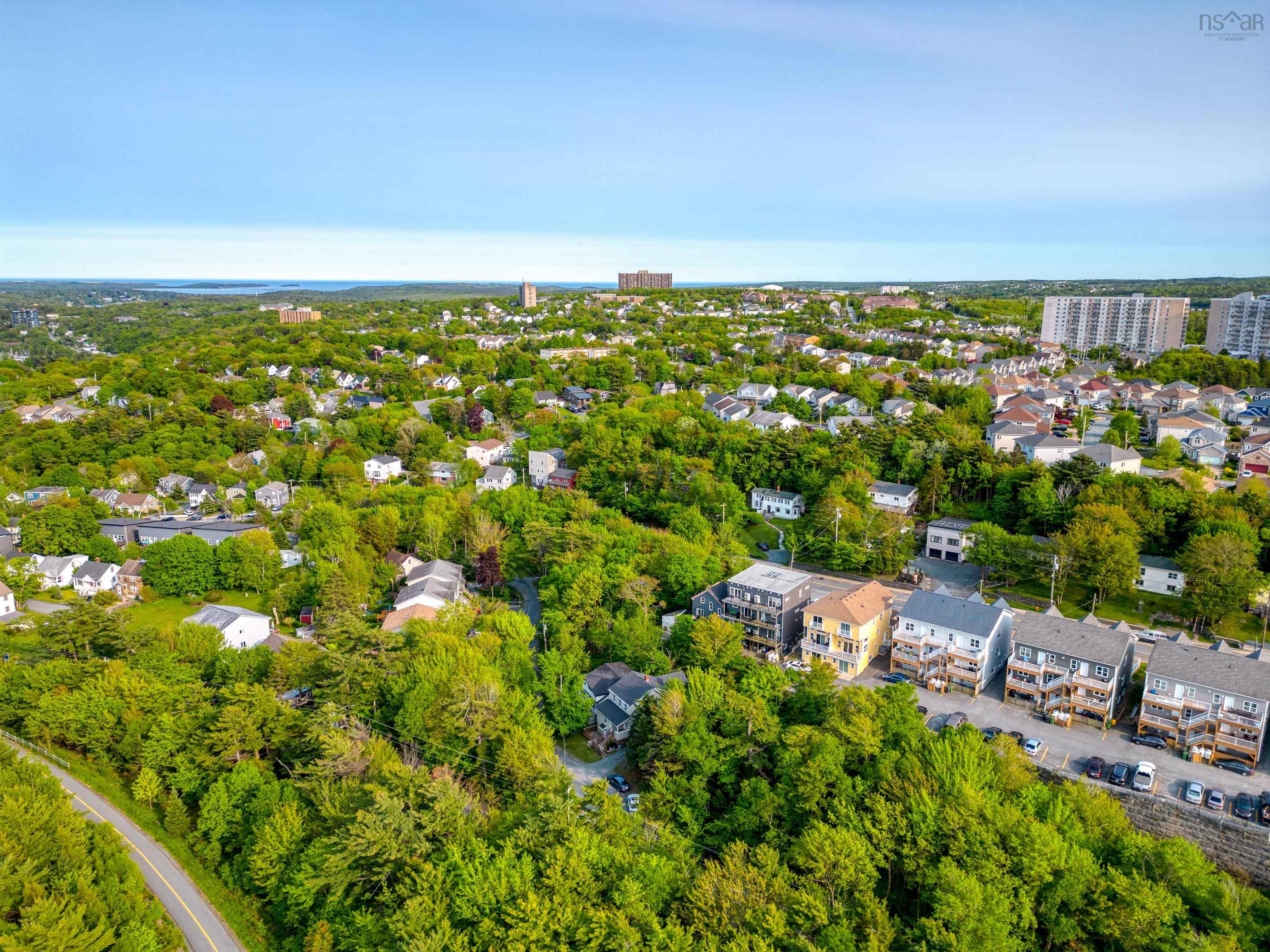 20-22 Coronet Avenue, Halifax, NS (MLS 202529044)