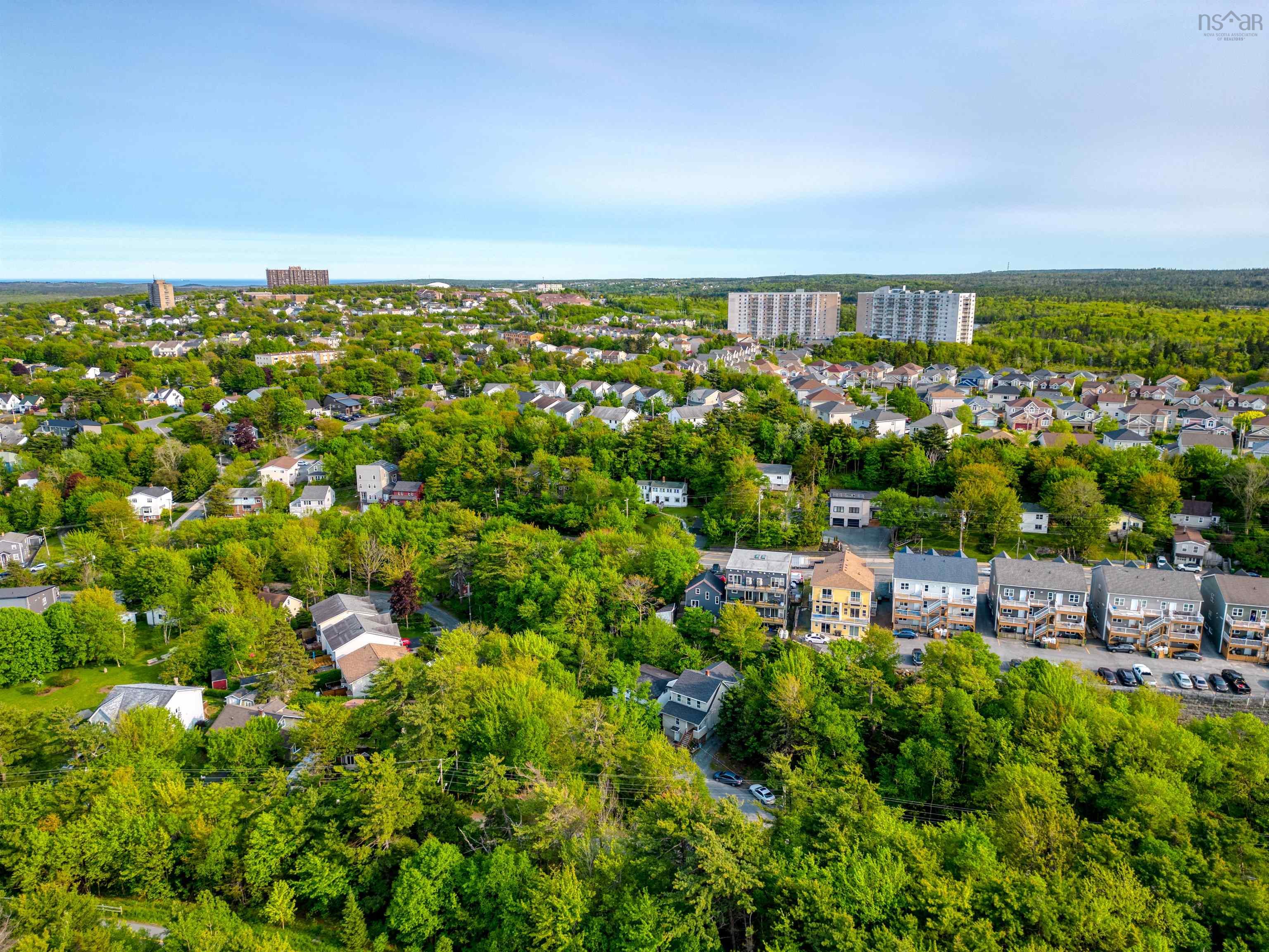 20-22 Coronet Avenue, Halifax, NS (MLS 202529044)