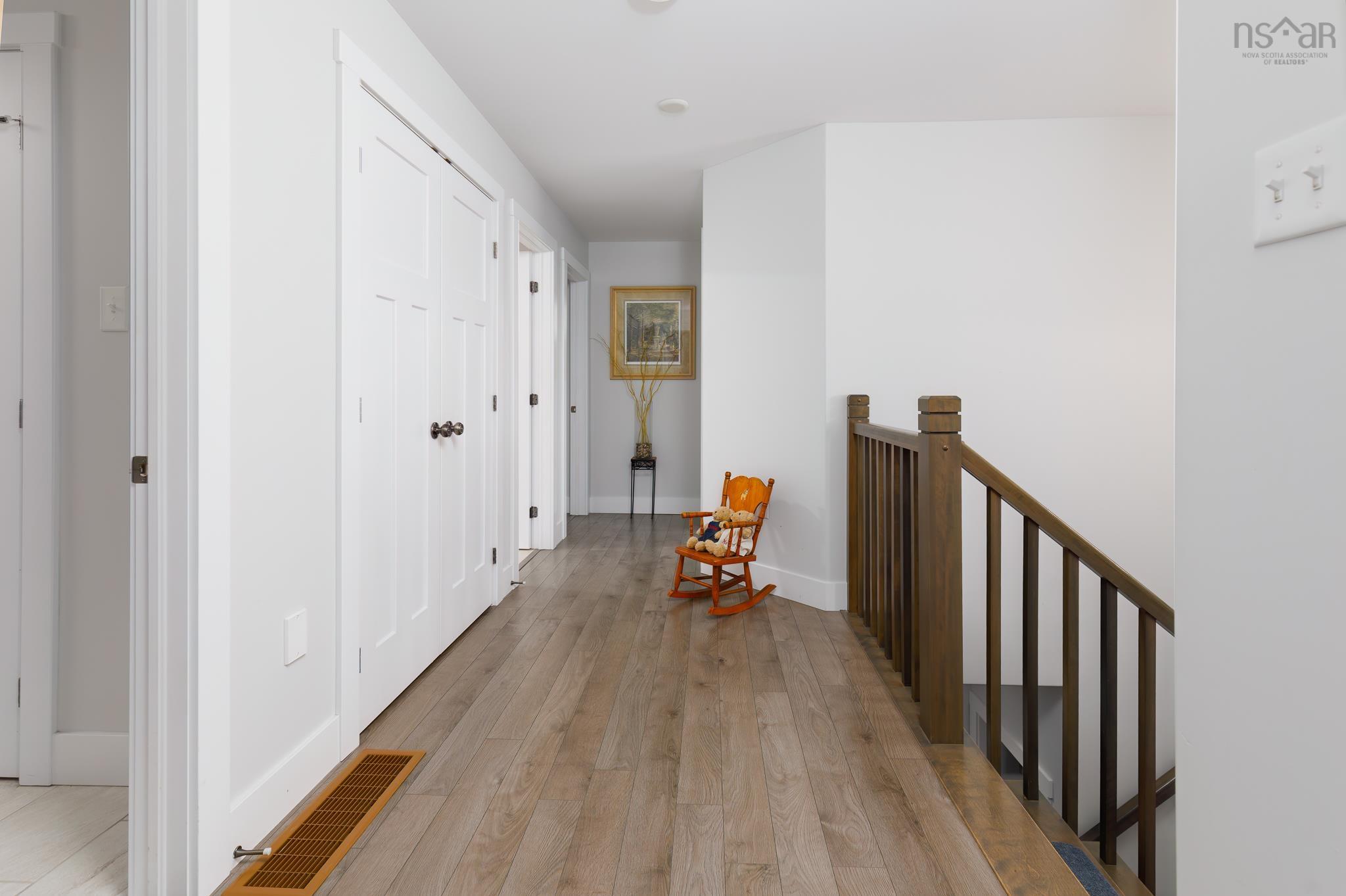 $998,700.00: 4566 St Margarets Bay Road, Lewis Lake