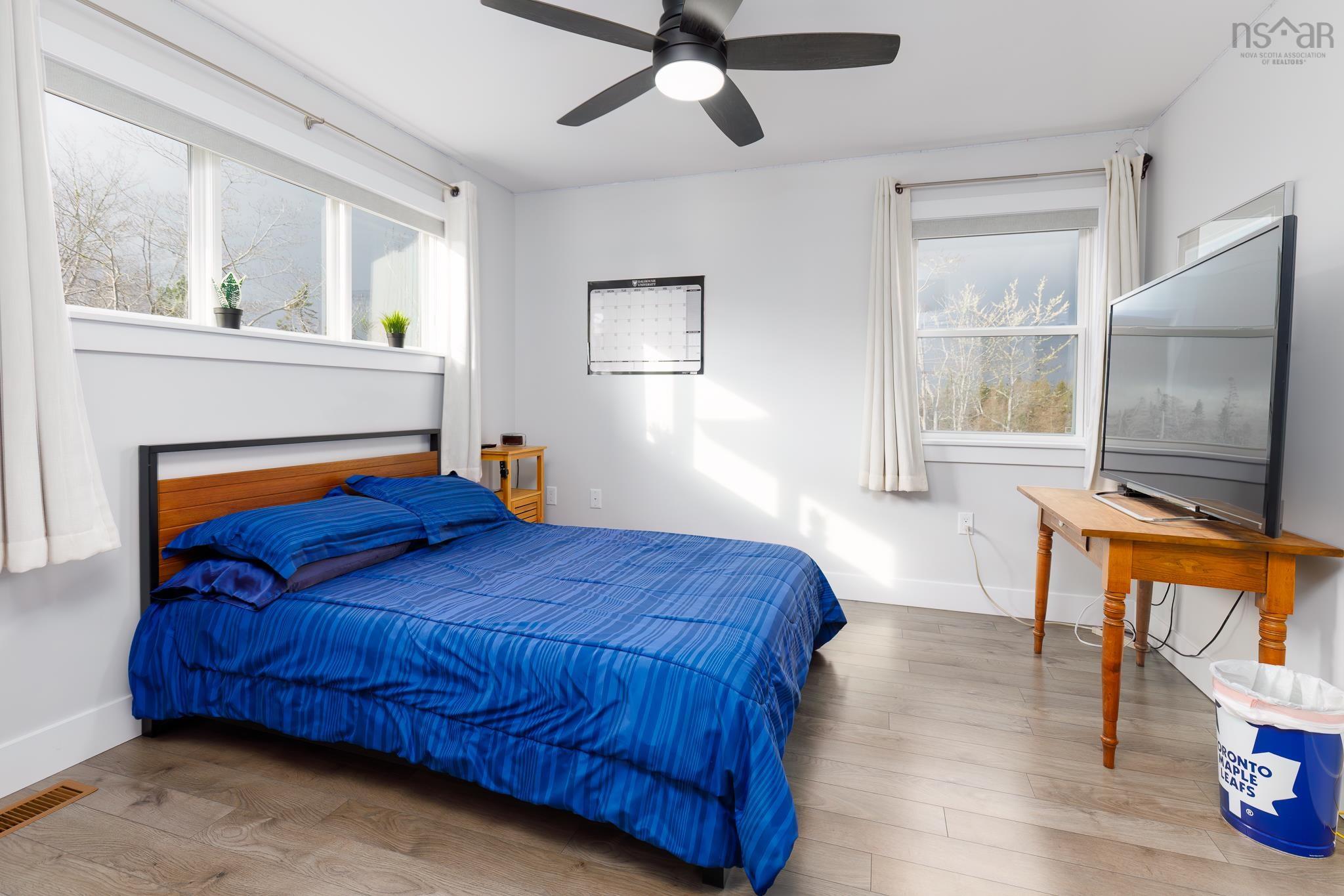 $998,700.00: 4566 St Margarets Bay Road, Lewis Lake