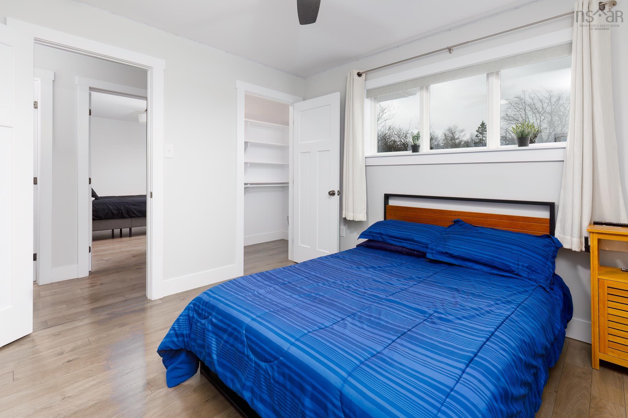 $998,700.00: 4566 St Margarets Bay Road, Lewis Lake