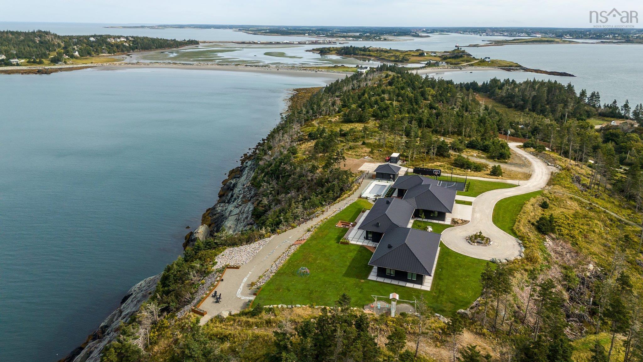 $4,400,000.00: 1766 Highway 304, Cape Forchu