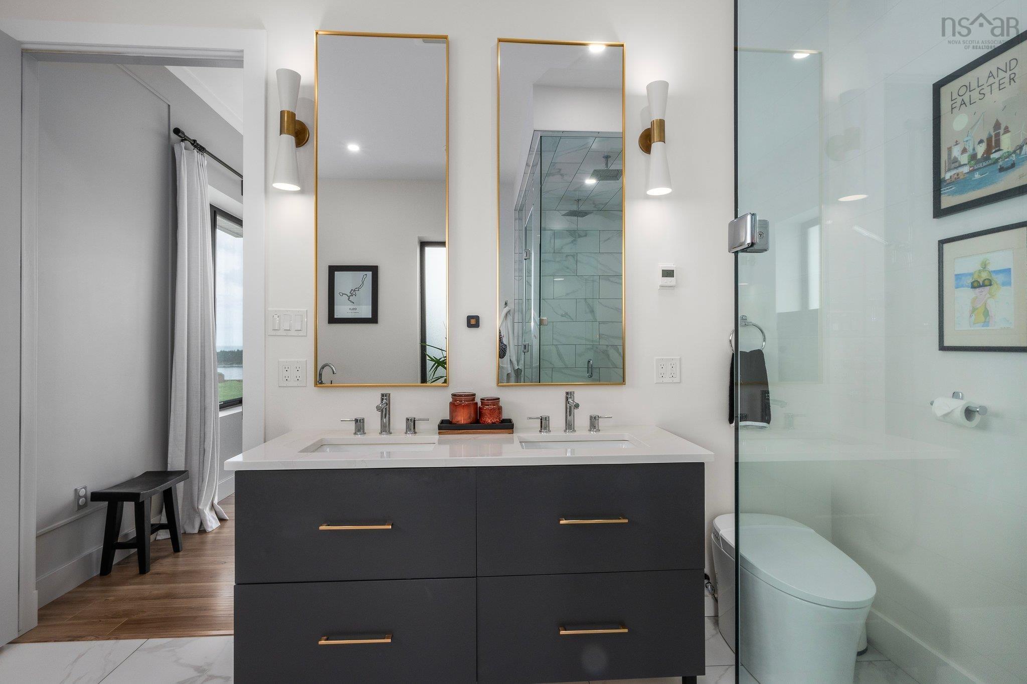 $4,400,000.00: 1766 Highway 304, Cape Forchu