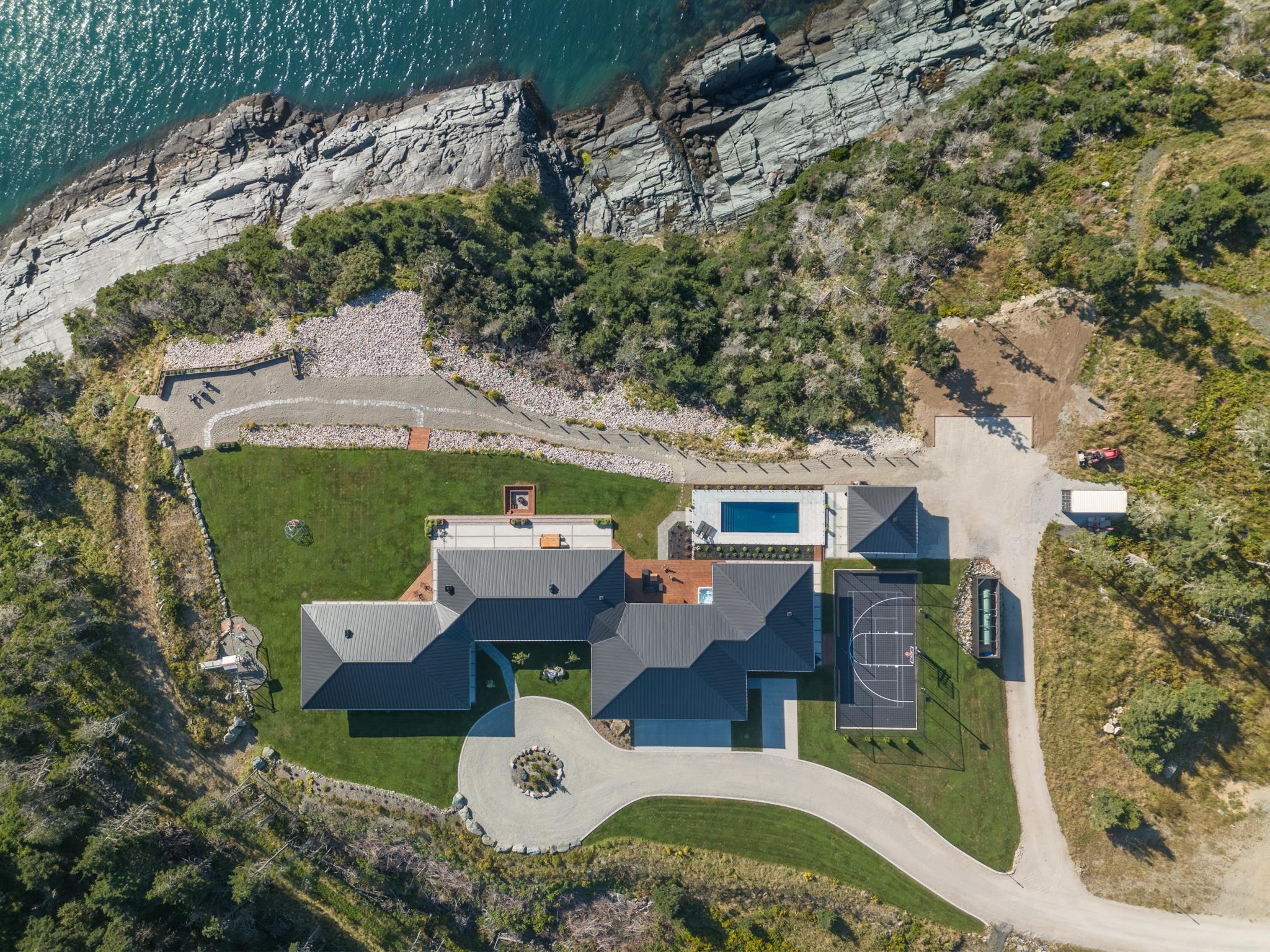 $4,400,000.00: 1766 Highway 304, Cape Forchu