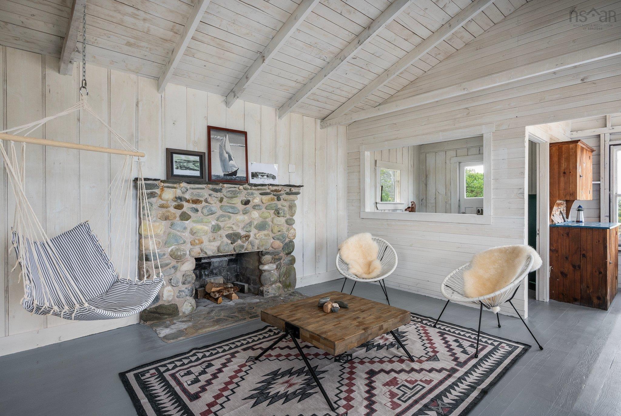 $4,400,000.00: 1766 Highway 304, Cape Forchu