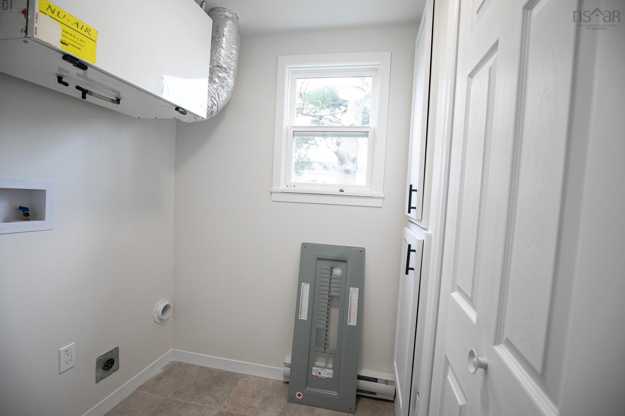 $179,900.00: 43 Lorne Crescent, Amherst