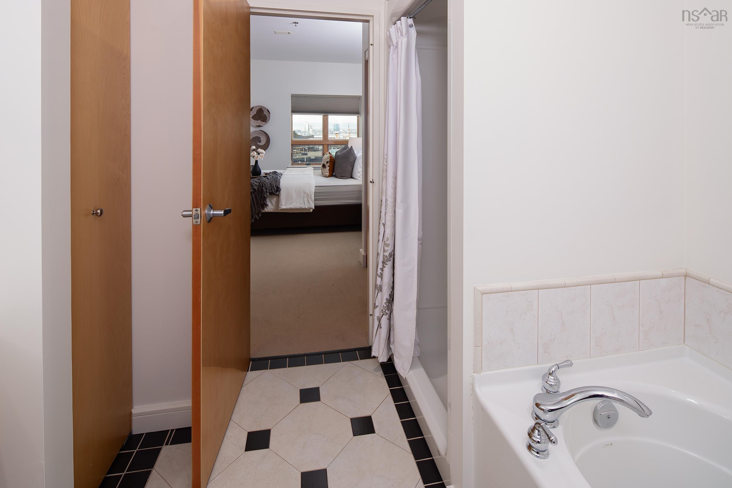 411 1477 Lower Water Street, Halifax, NS (MLS 202529057)