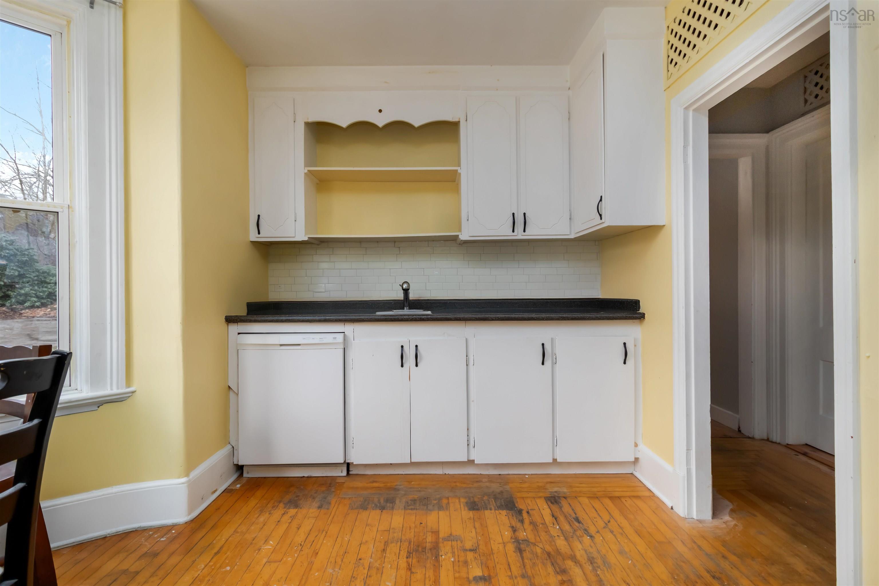 $469,000.00: 110 Dufferin Street, Bridgewater