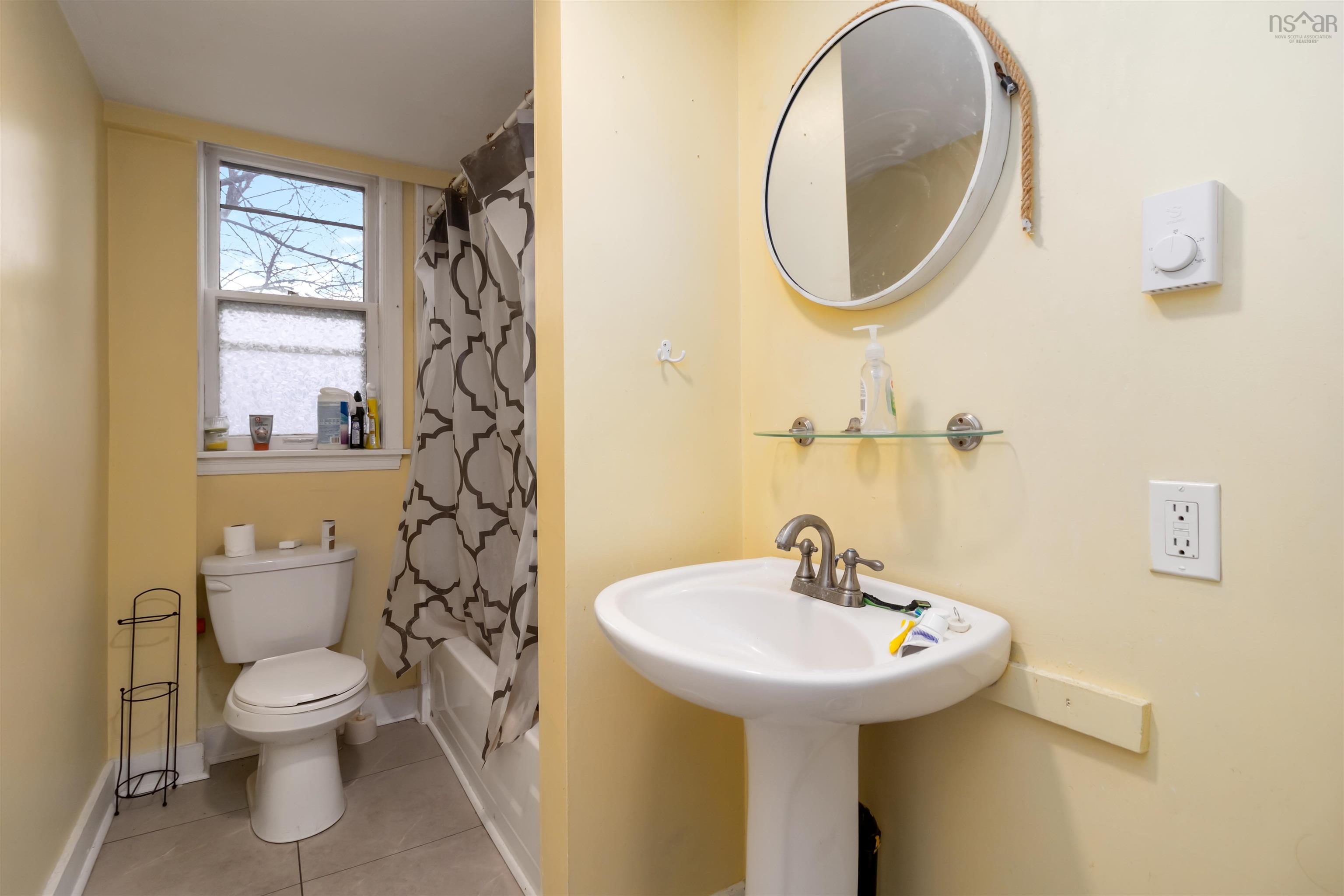 $469,000.00: 110 Dufferin Street, Bridgewater