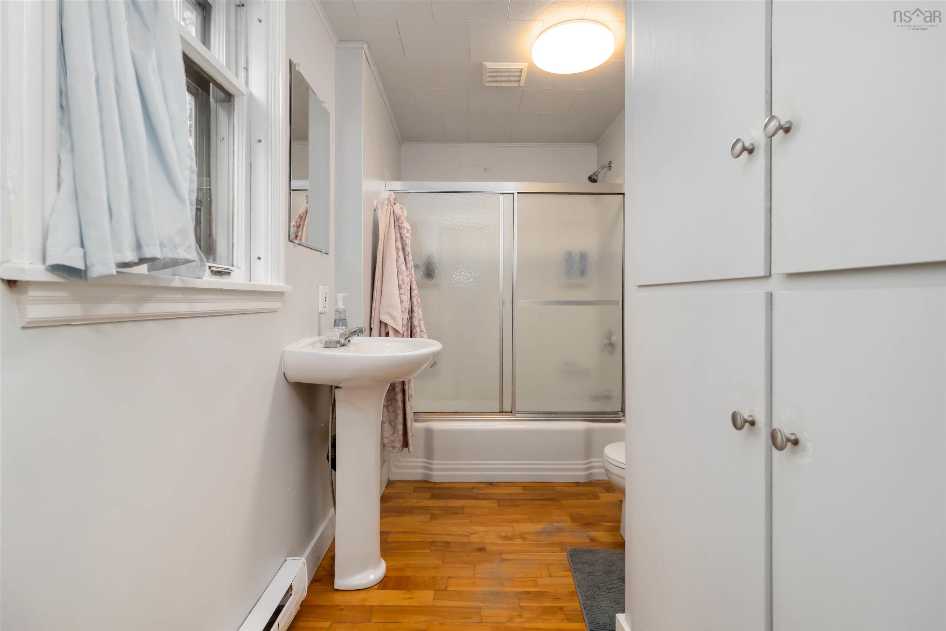 $469,000.00: 110 Dufferin Street, Bridgewater