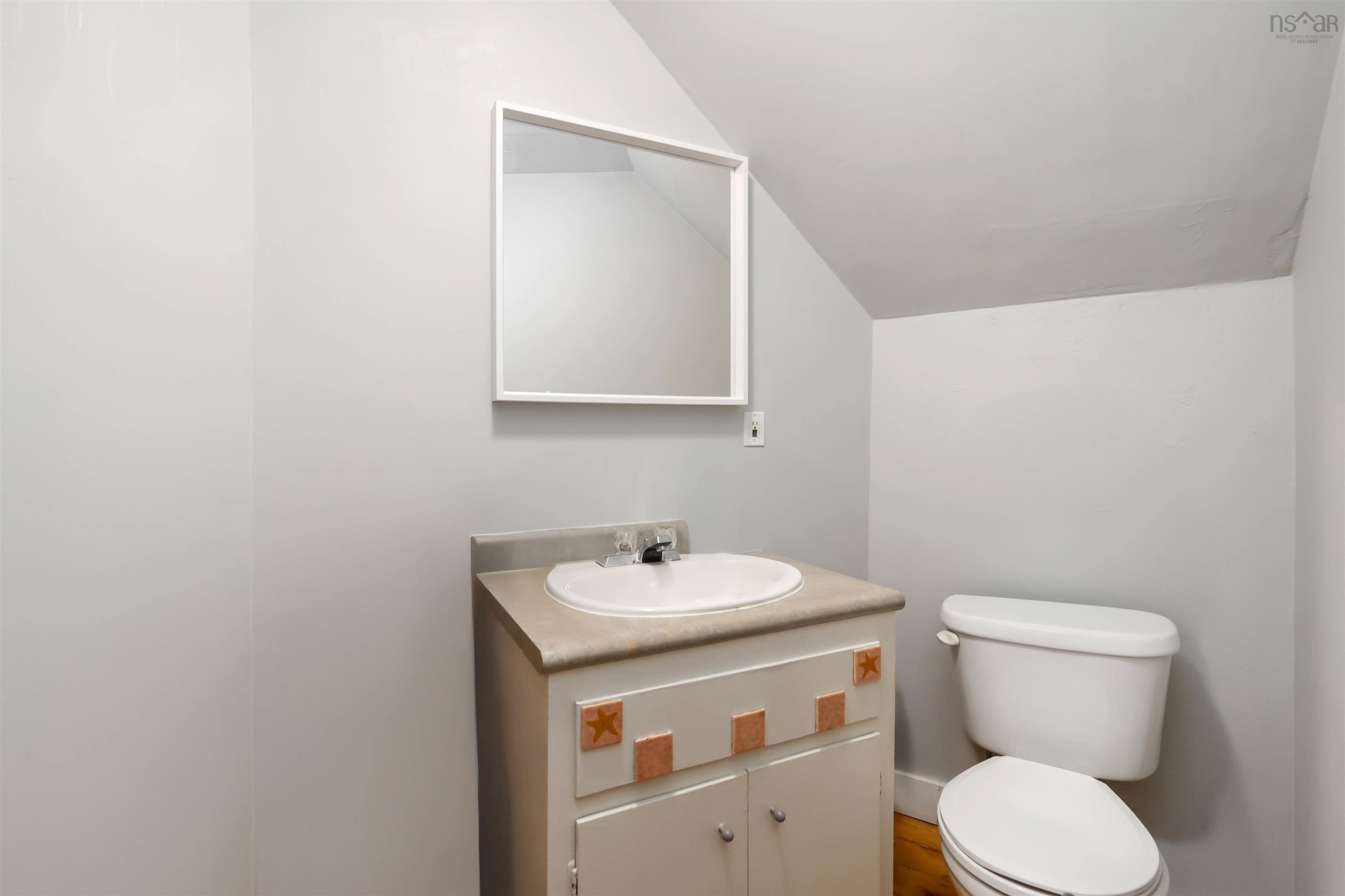 $469,000.00: 110 Dufferin Street, Bridgewater