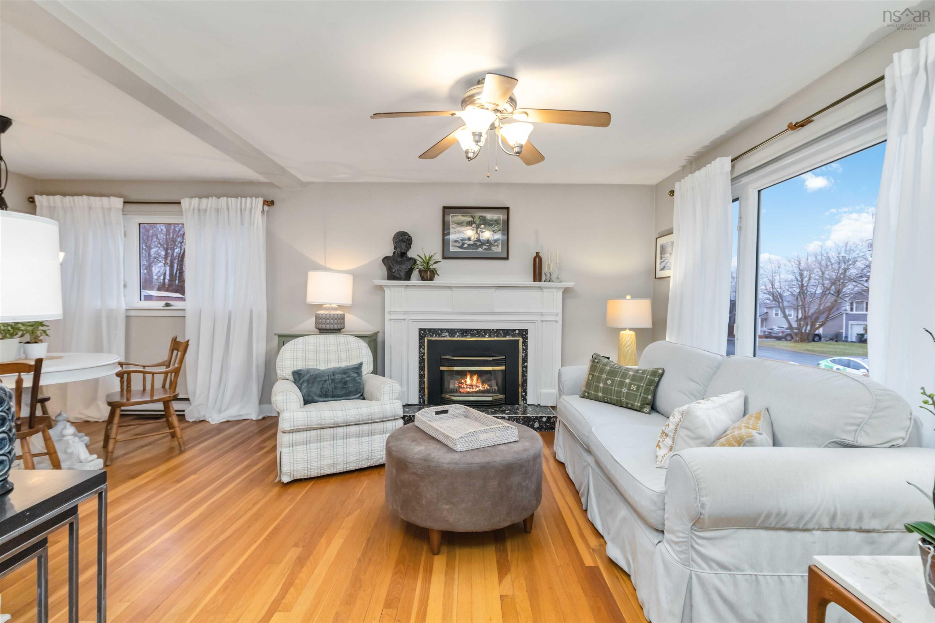 $529,900.00: 41 Raymoor Drive, Woodlawn