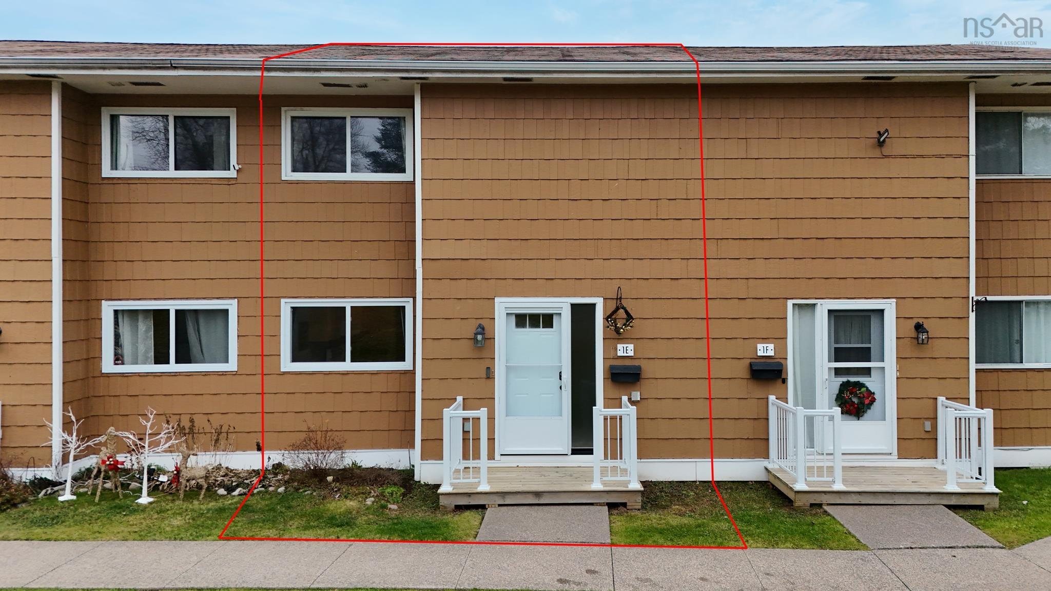 $339,900.00: 1E Arklow Drive, Cole Harbour