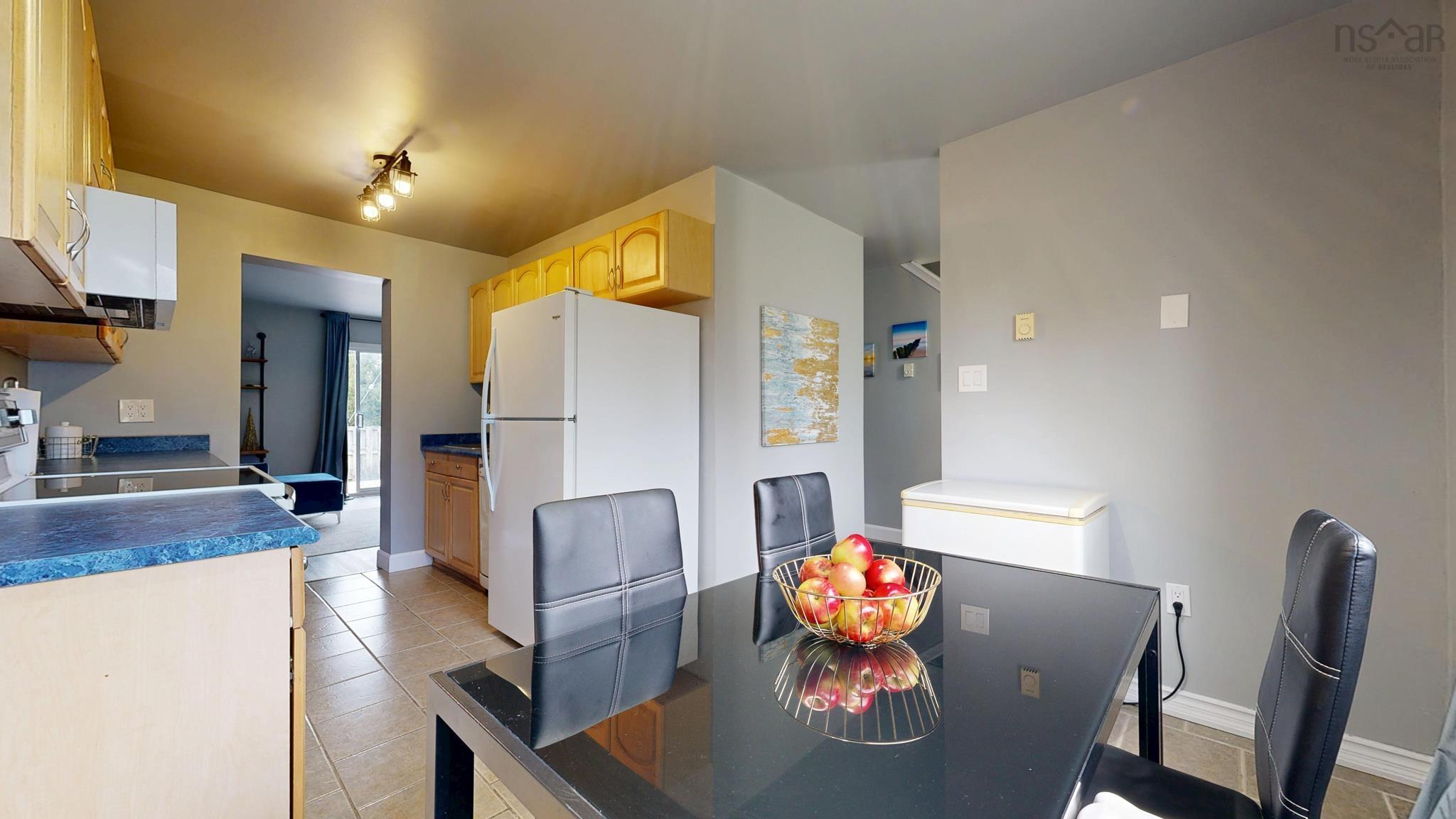 $339,900.00: 1E Arklow Drive, Cole Harbour