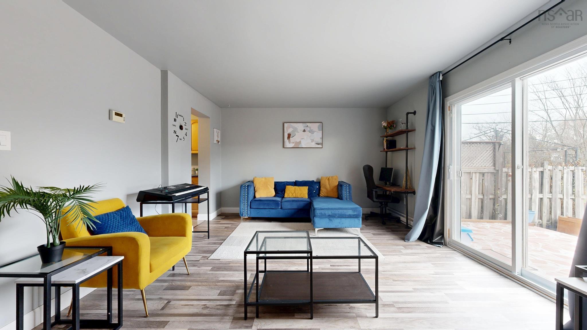 $339,900.00: 1E Arklow Drive, Cole Harbour