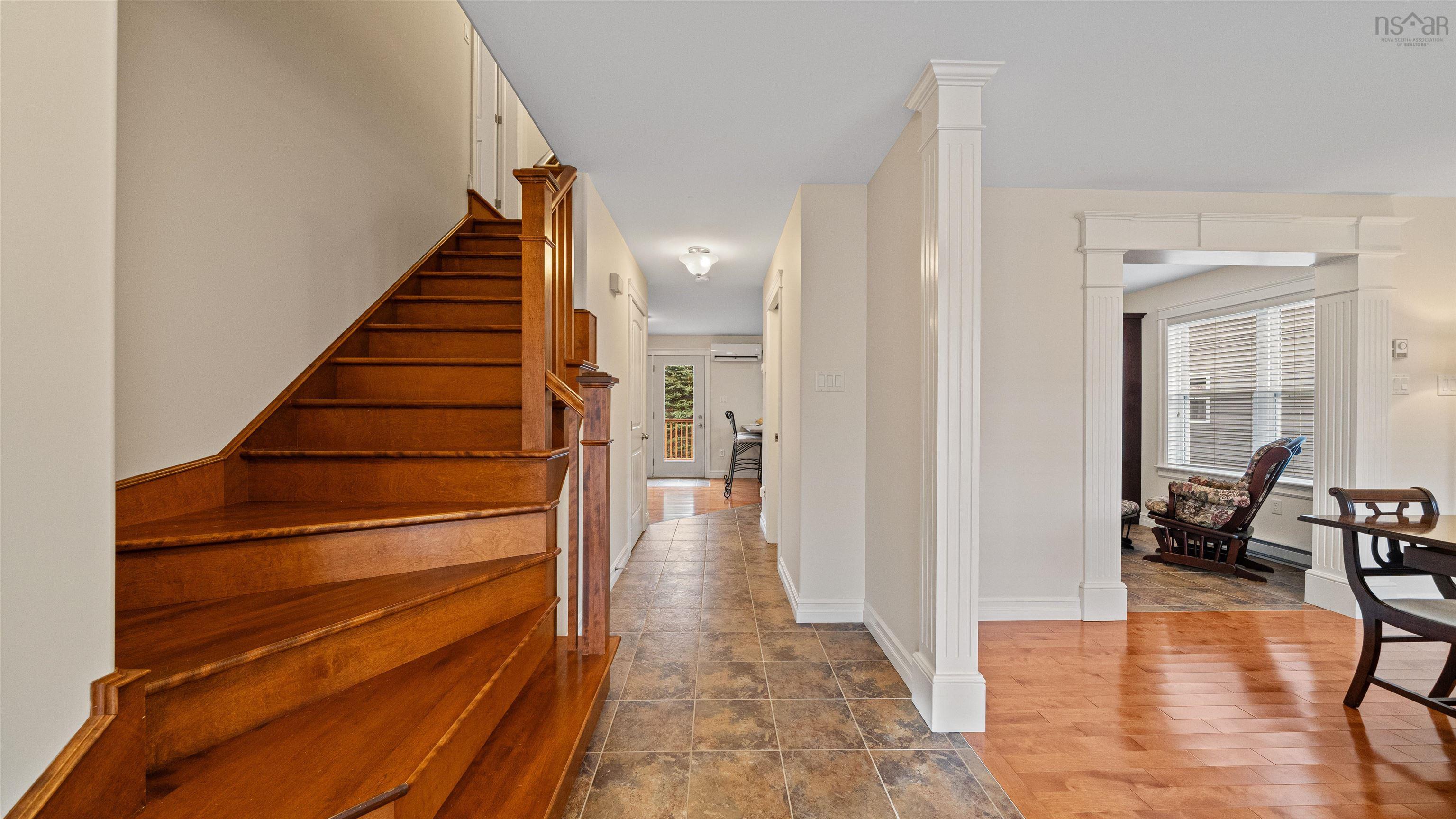 $675,000.00: 934 Basinview Drive, Bedford