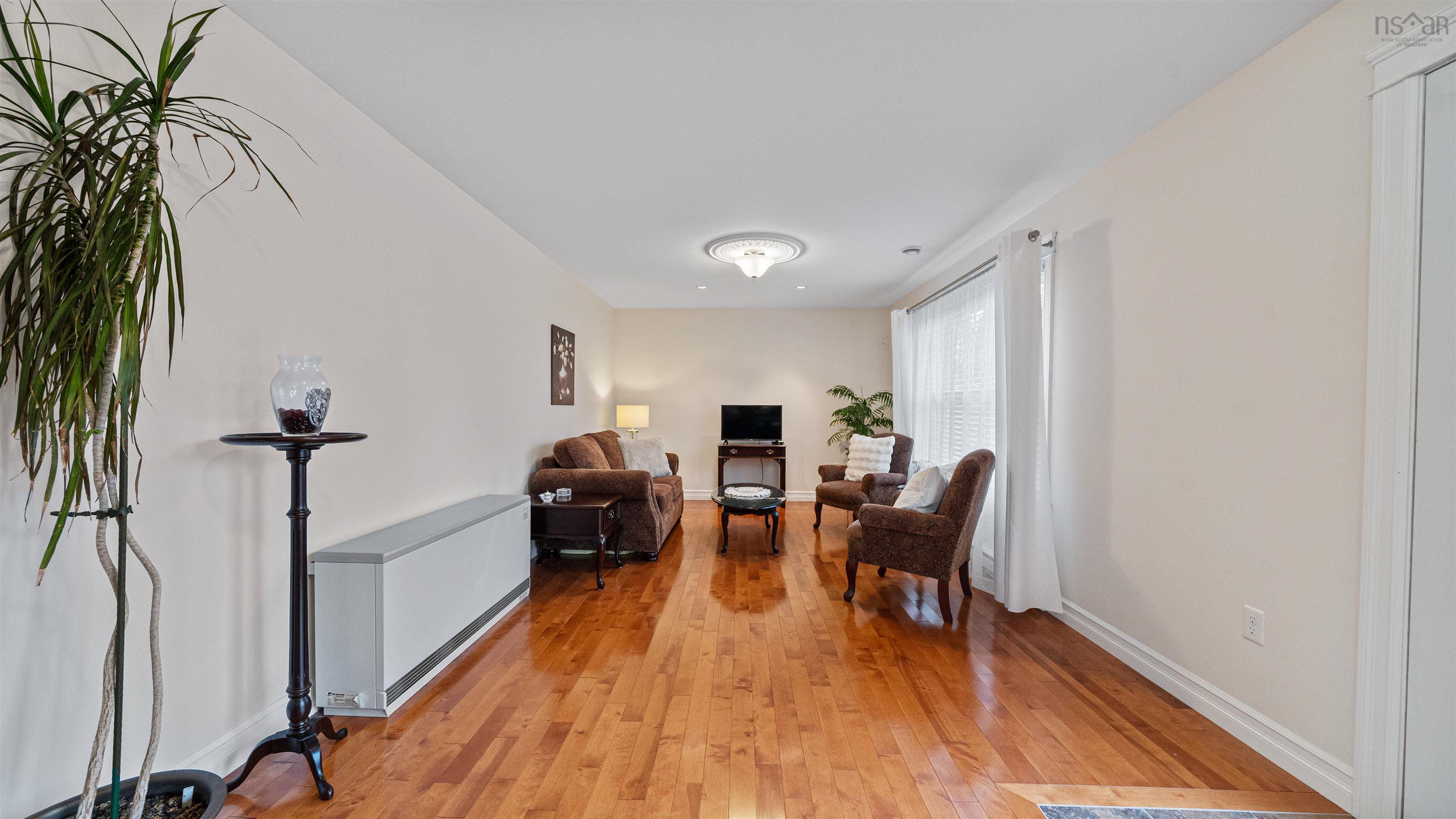 $675,000.00: 934 Basinview Drive, Bedford