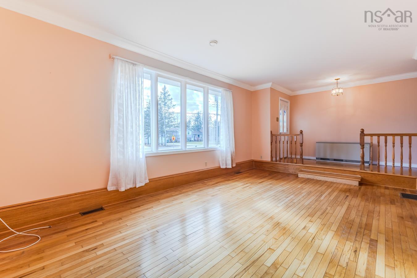 $399,900.00: 123 Forest Hill Dr, Valley