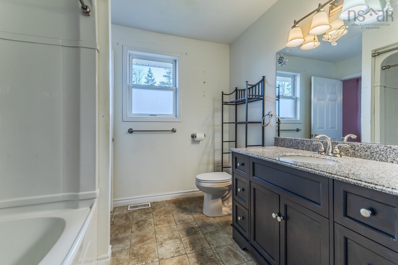 $399,900.00: 123 Forest Hill Dr, Valley