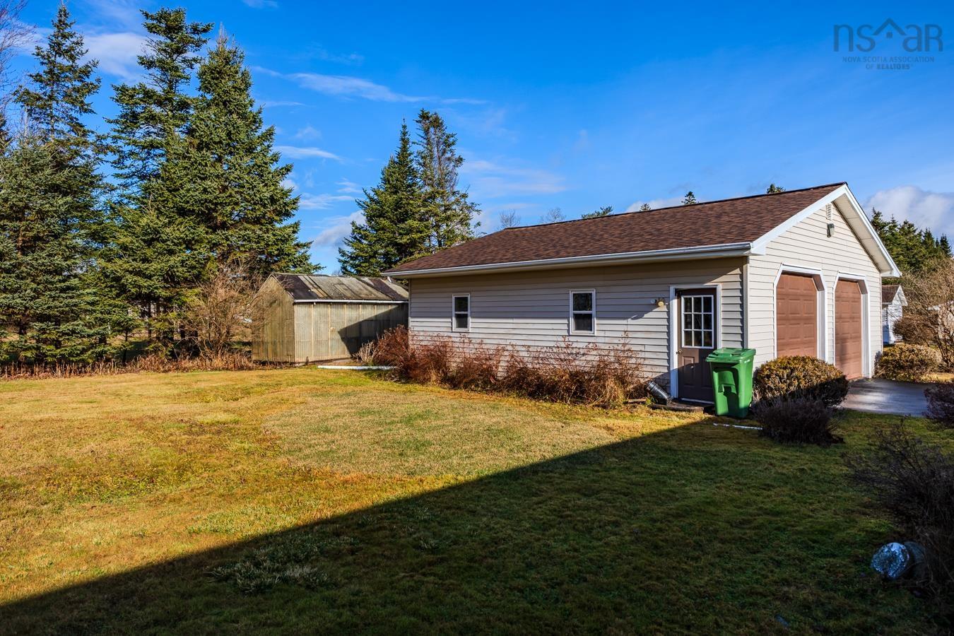 $399,900.00: 123 Forest Hill Dr, Valley