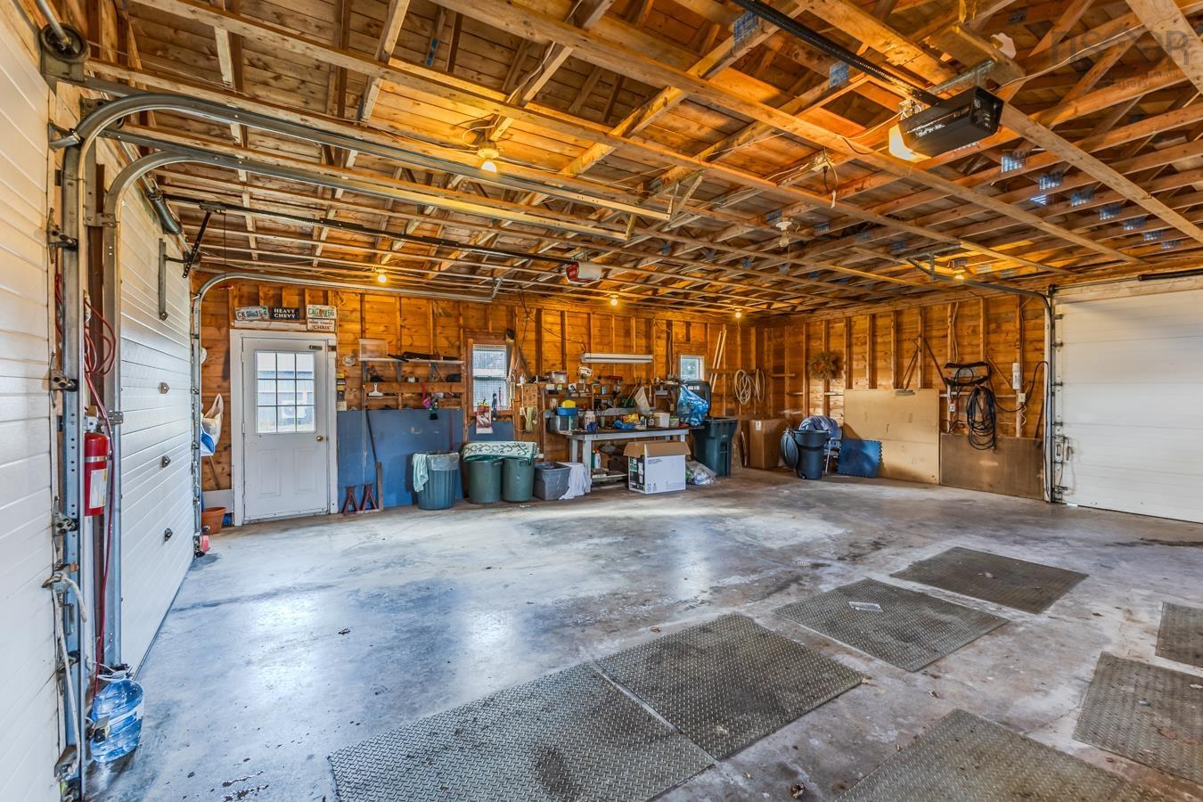 $399,900.00: 123 Forest Hill Dr, Valley