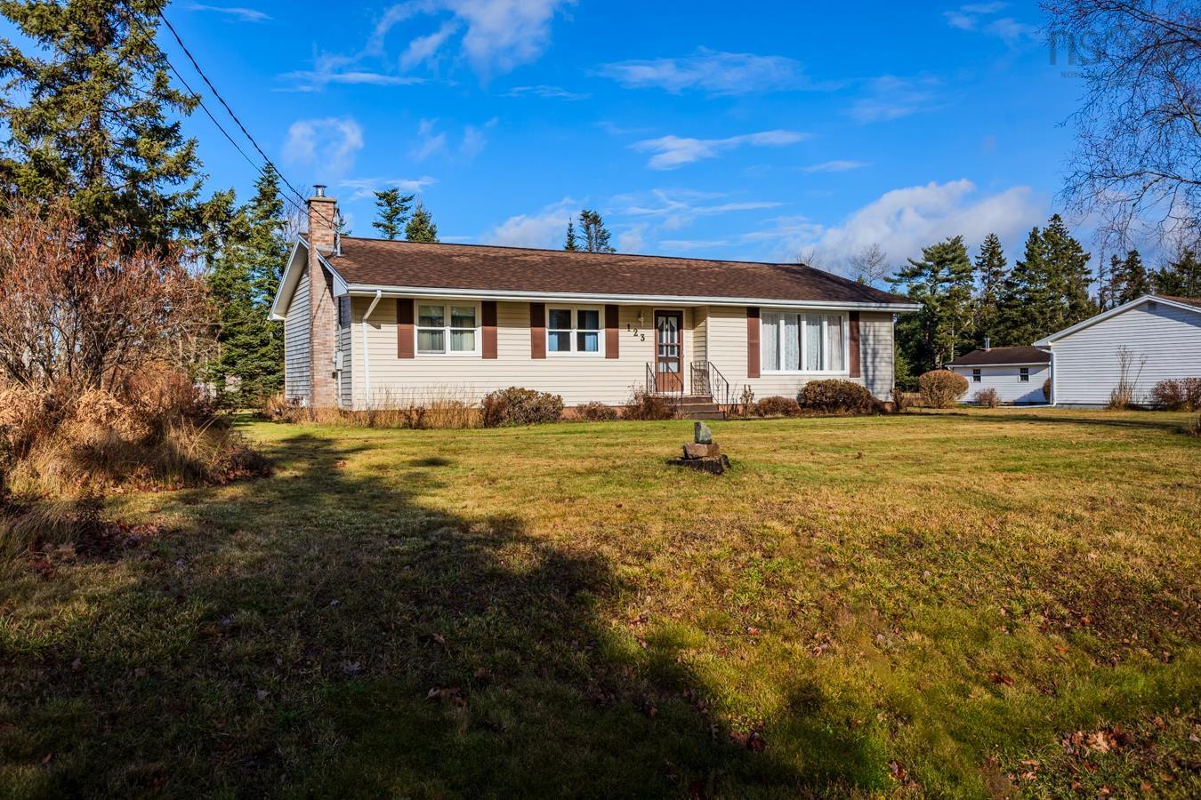 $399,900.00: 123 Forest Hill Dr, Valley