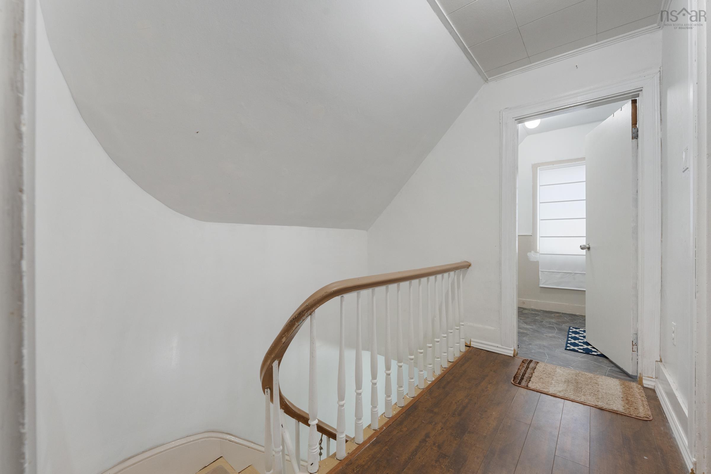 $196,900.00: 1 Whipple Street, Yarmouth