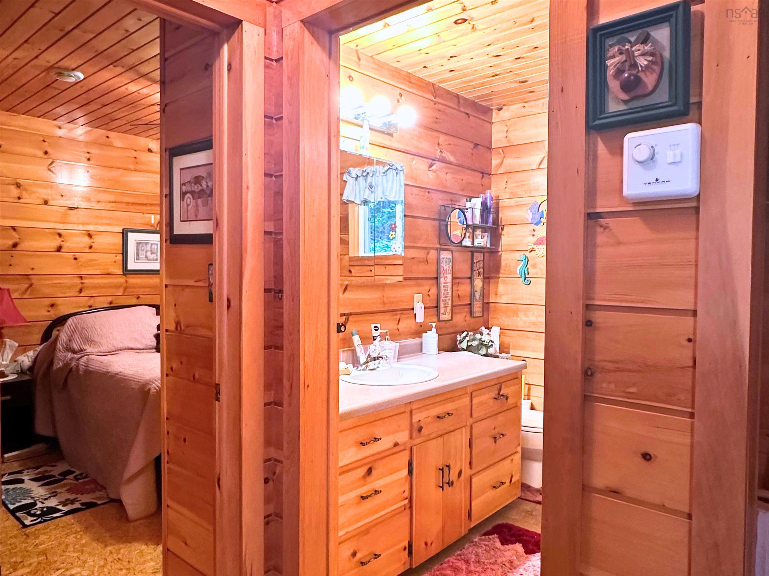 $325,000.00: 256 Dean Lake Road, Westfield