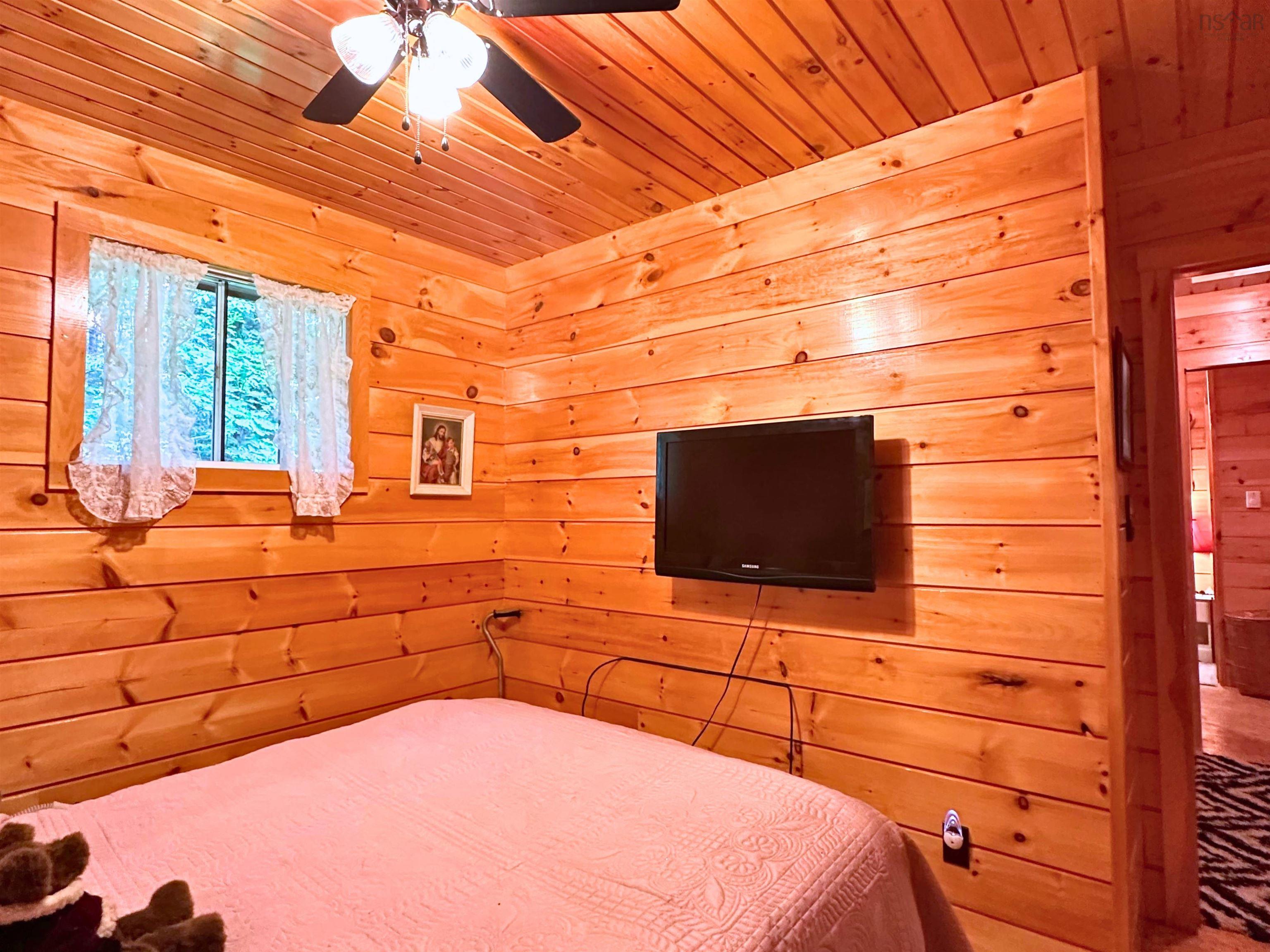 $325,000.00: 256 Dean Lake Road, Westfield