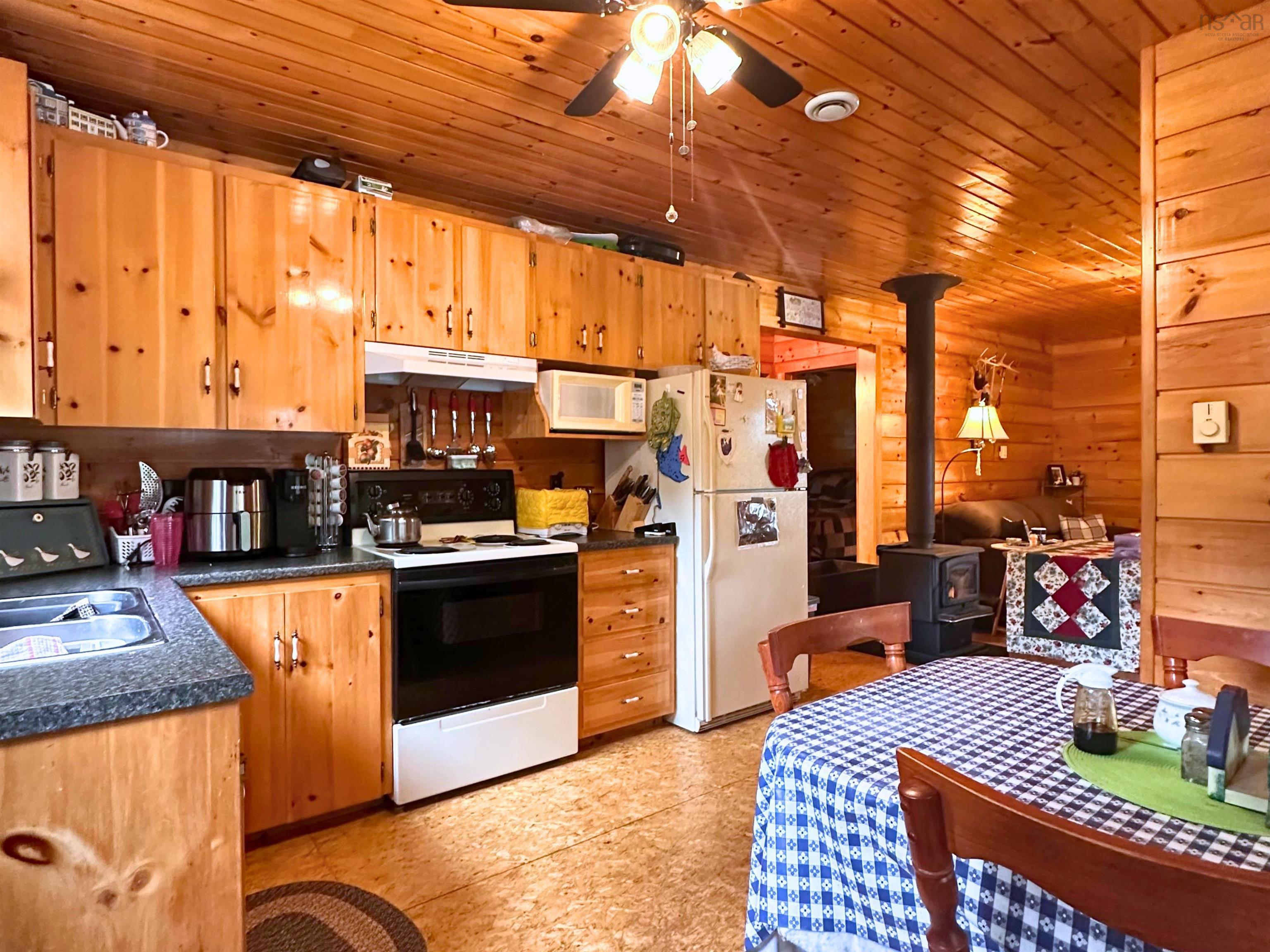 $325,000.00: 256 Dean Lake Road, Westfield