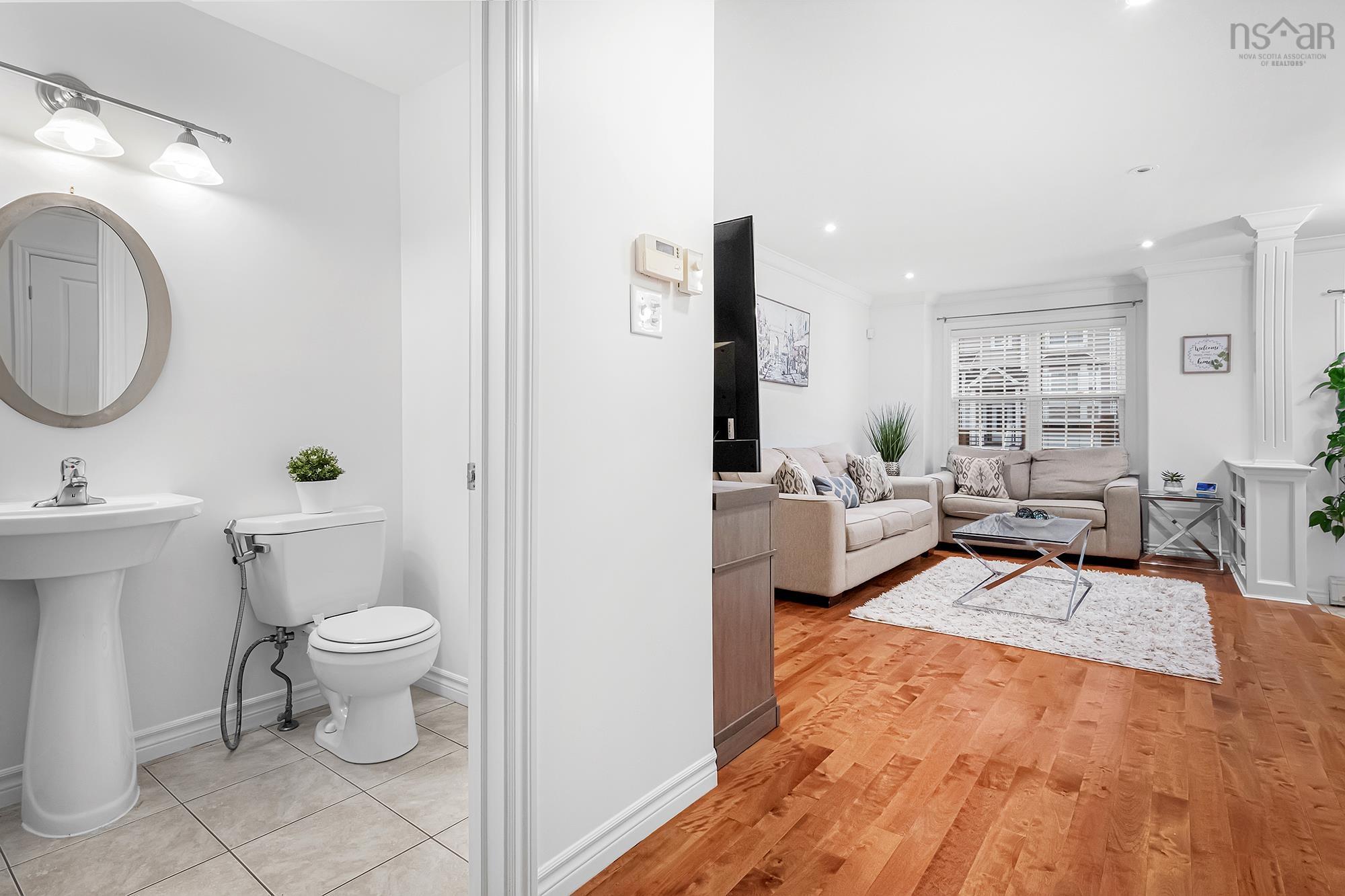 $609,900.00: 18 Outrigger Crescent, Halifax