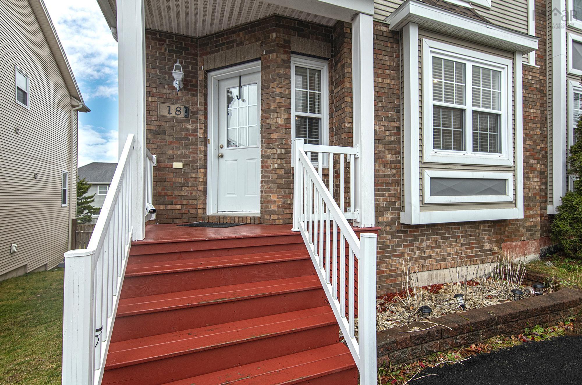 $609,900.00: 18 Outrigger Crescent, Halifax