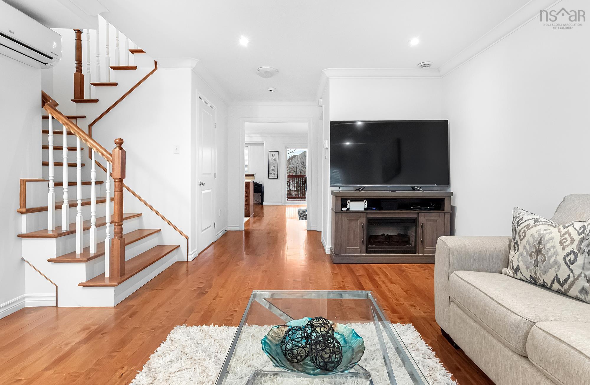 $609,900.00: 18 Outrigger Crescent, Halifax