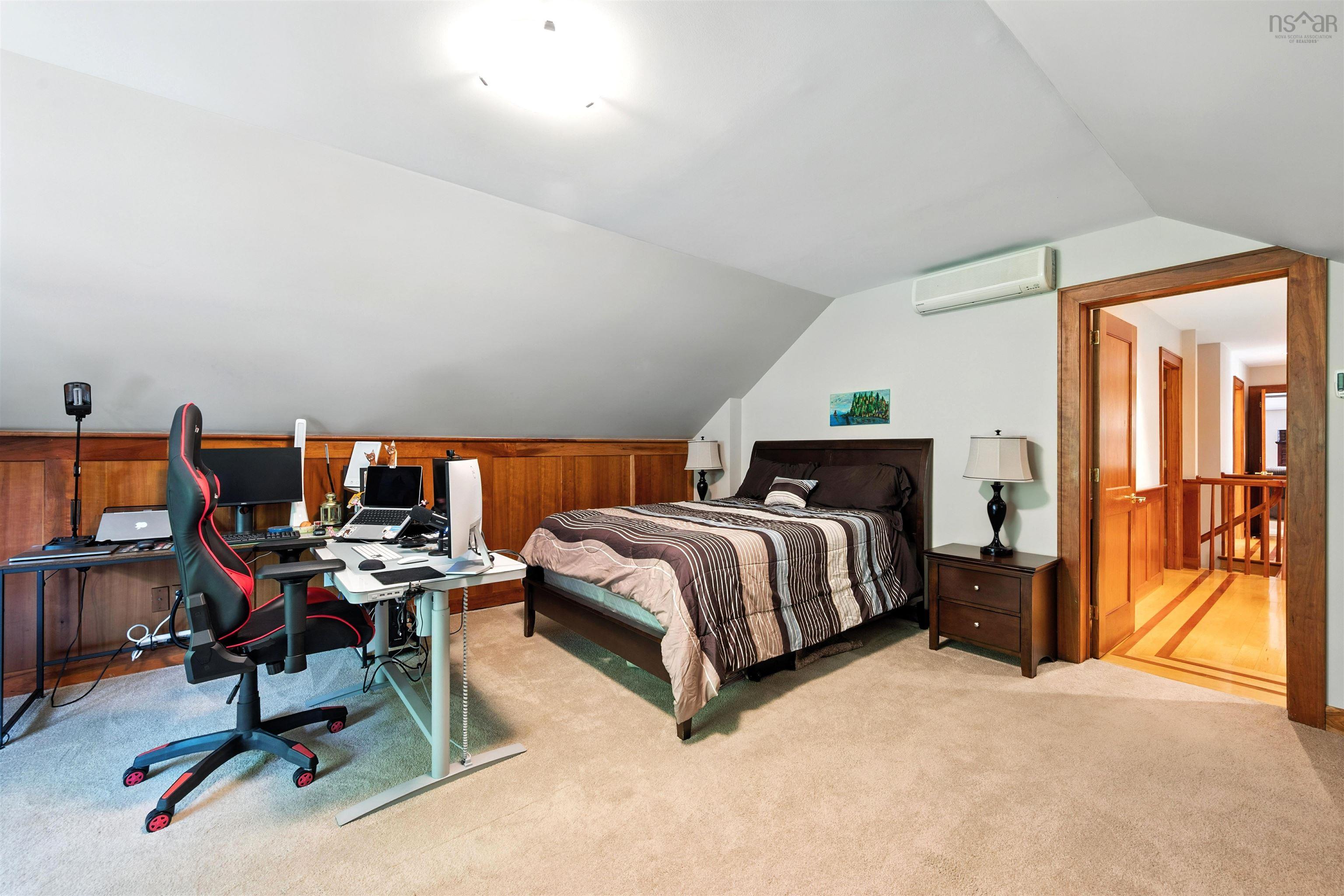 $874,900.00: 39 Cedar Street, Stellarton