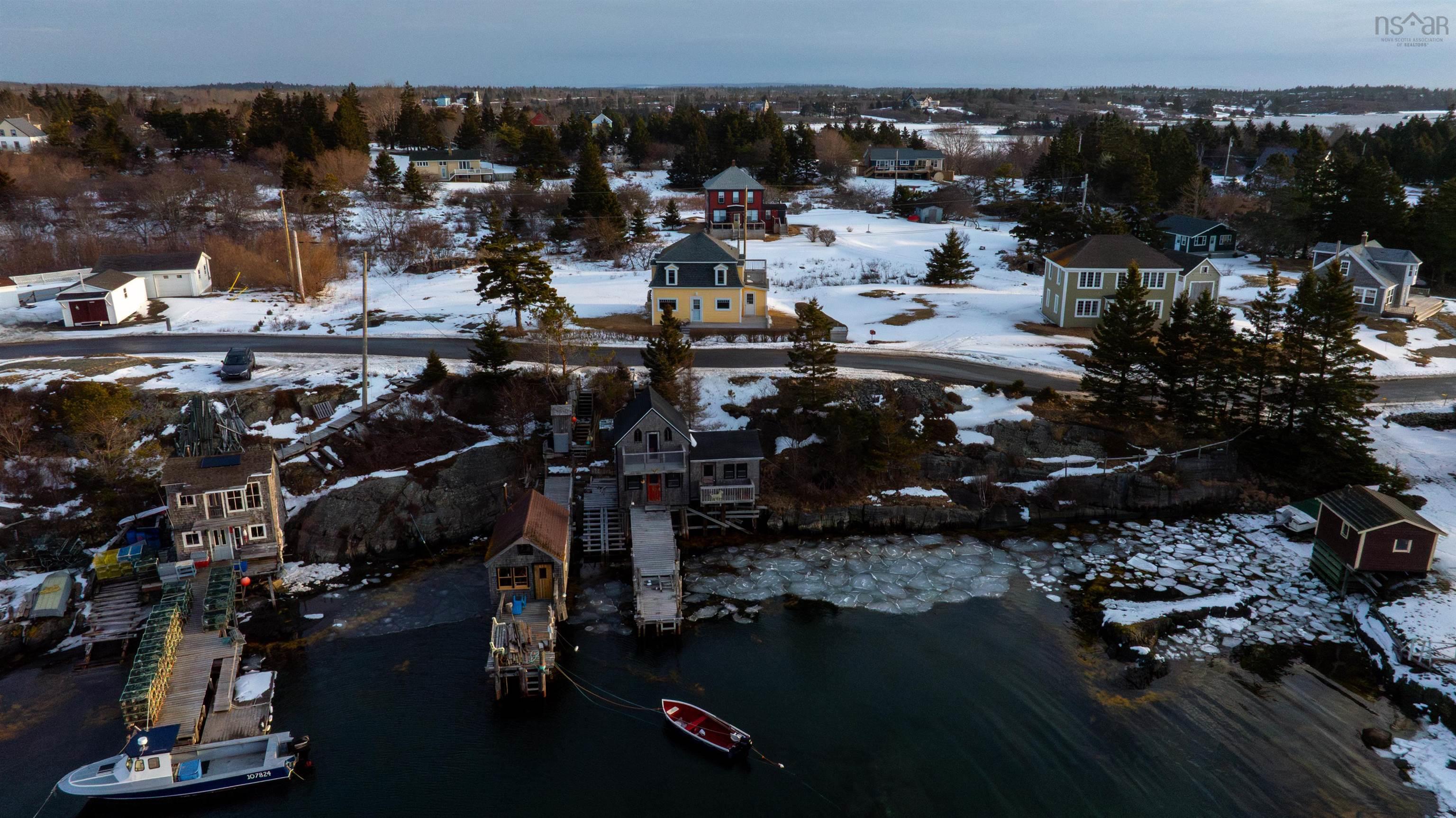 $669,000.00: 125 The Point Road, Blue Rocks