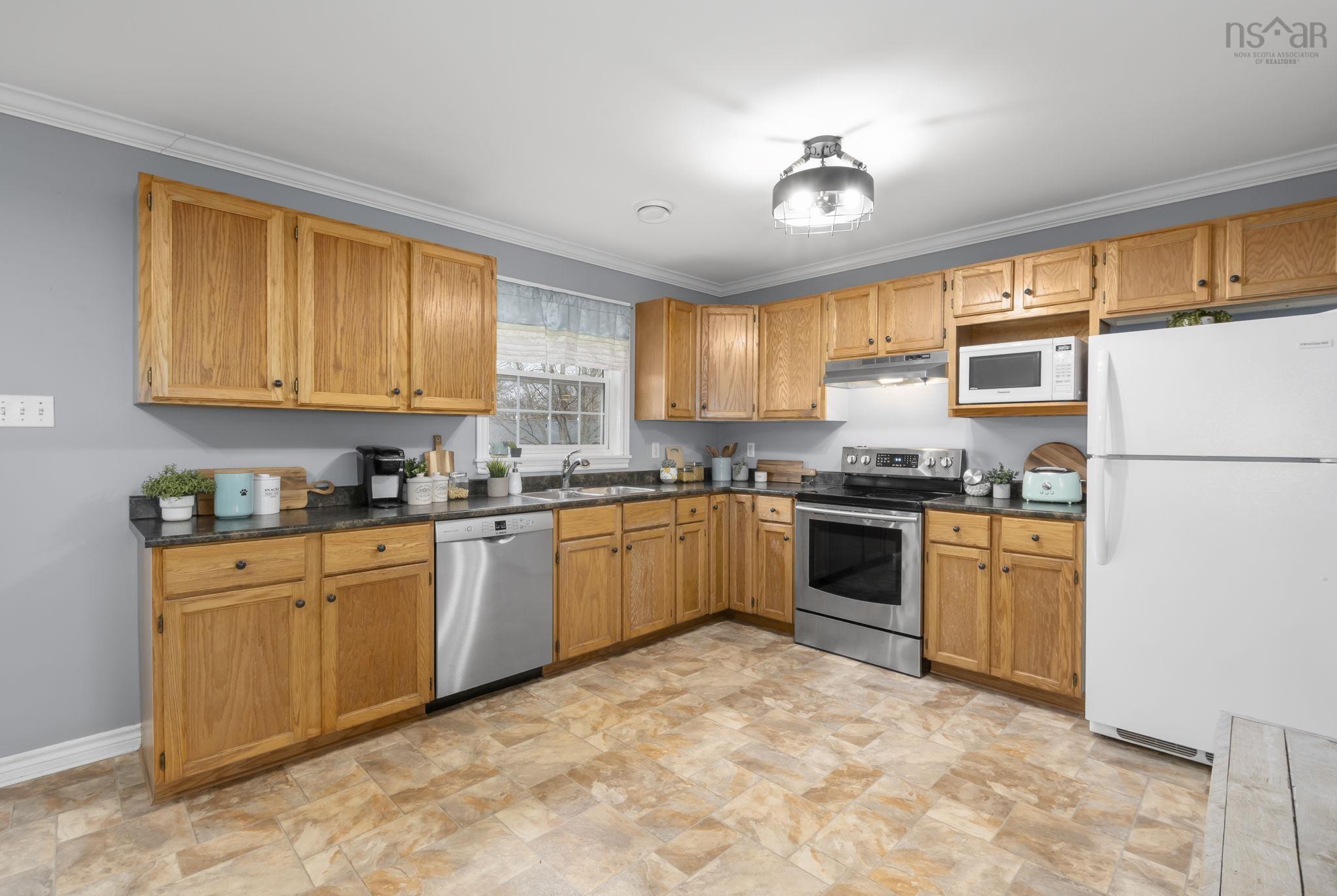 $340,000.00: 333 Lamont Road, North Kentville