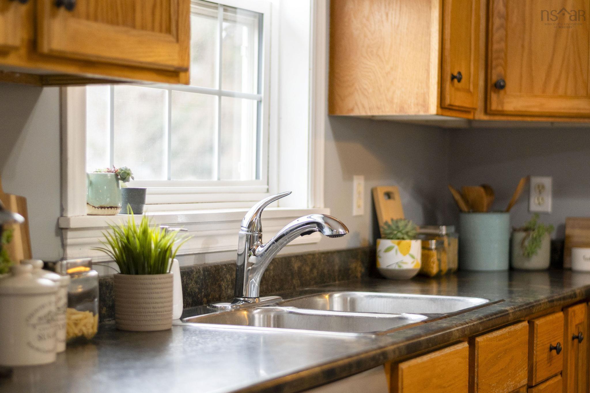 $340,000.00: 333 Lamont Road, North Kentville