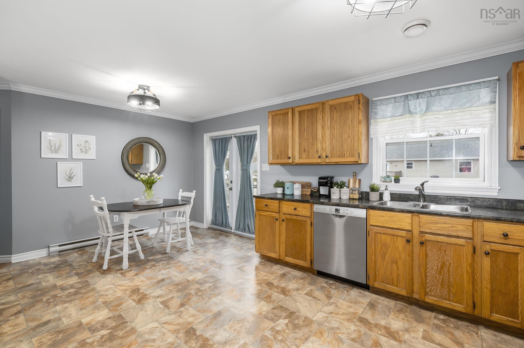 $340,000.00: 333 Lamont Road, North Kentville