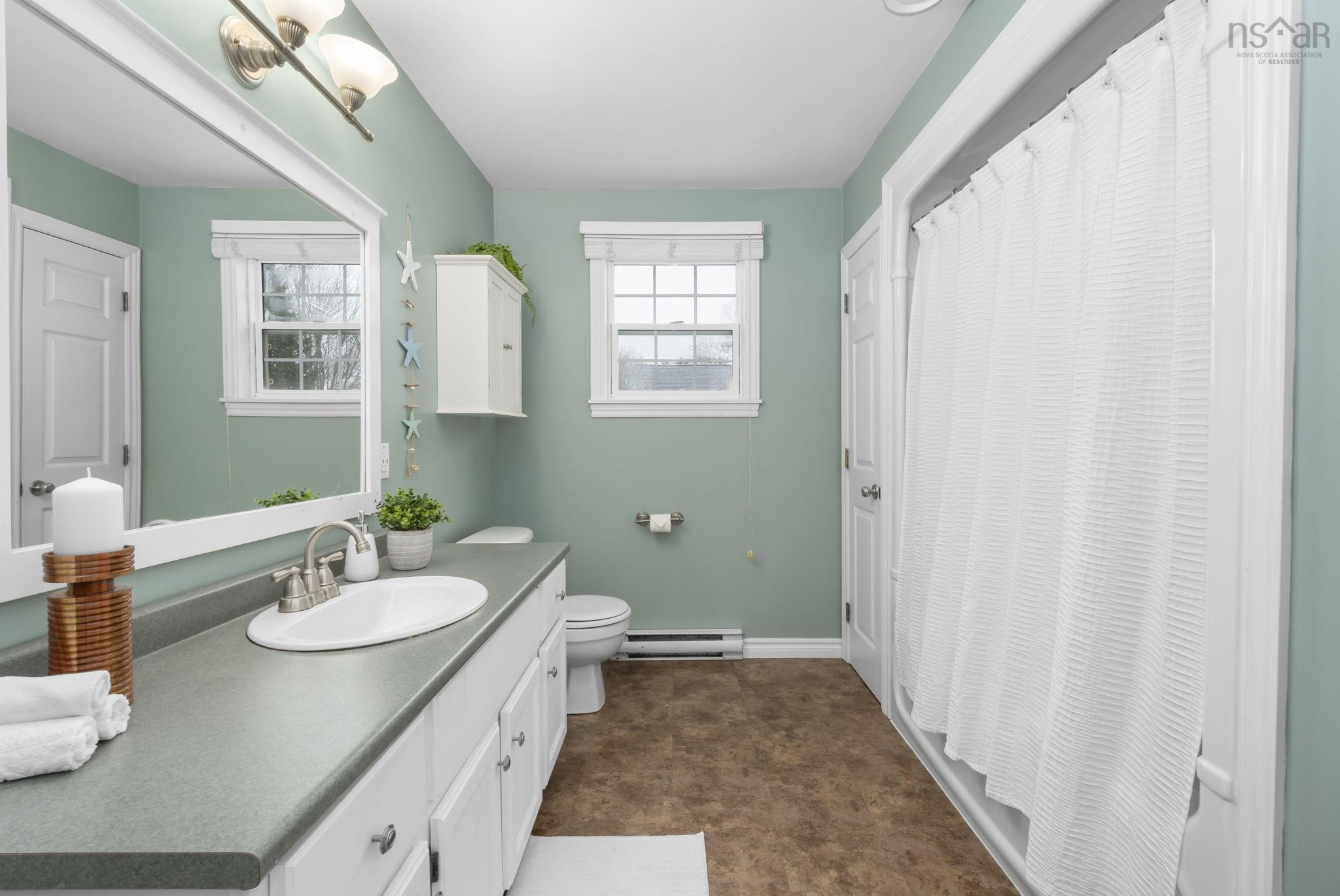 $340,000.00: 333 Lamont Road, North Kentville