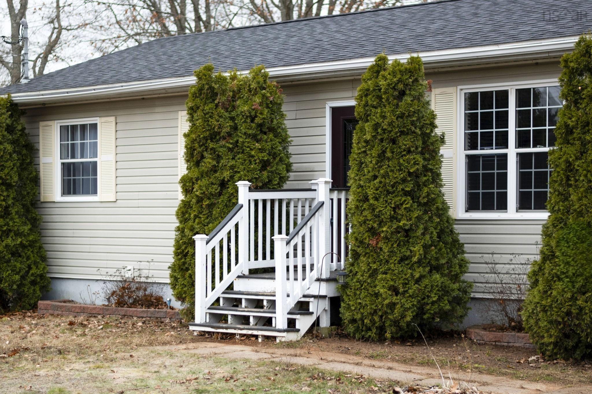 $340,000.00: 333 Lamont Road, North Kentville