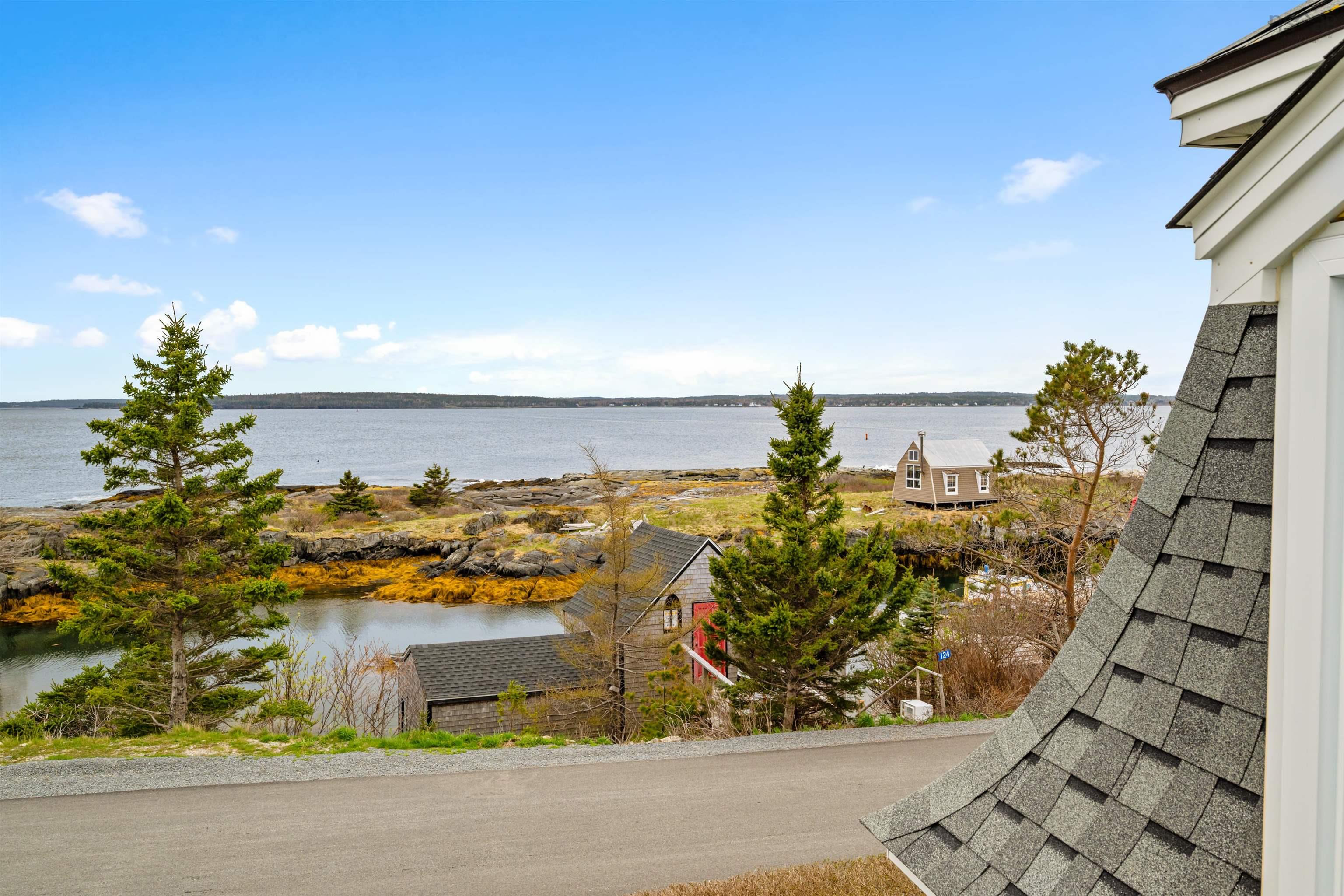 $669,000.00: 125 The Point Road, Blue Rocks