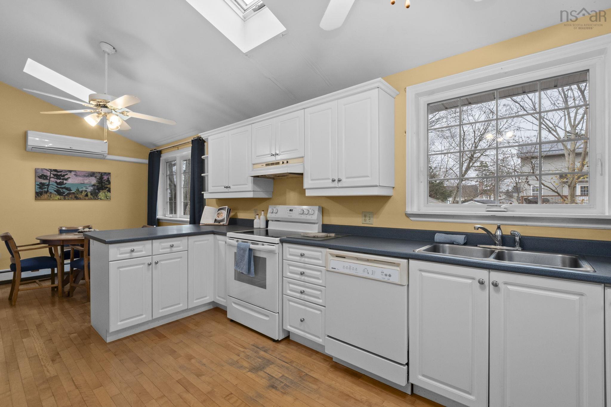 54 Sunnybrae Avenue, Halifax, NS (MLS 202529091)