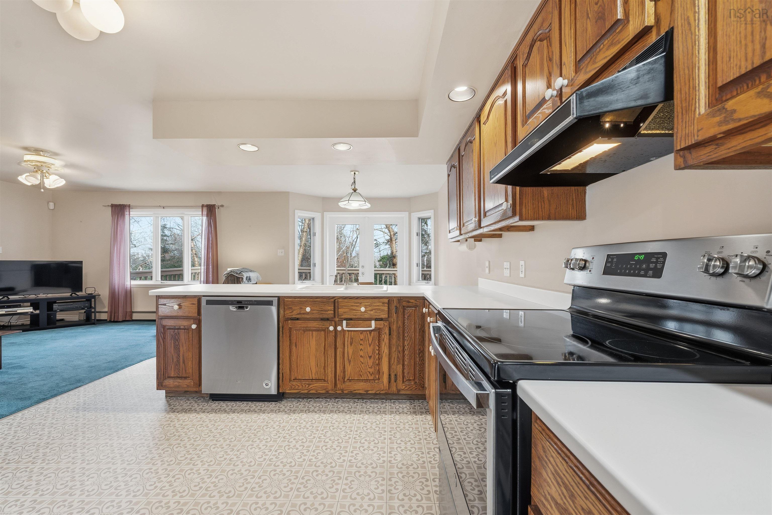 $729,900.00: 331 Moirs Mill Road, Bedford