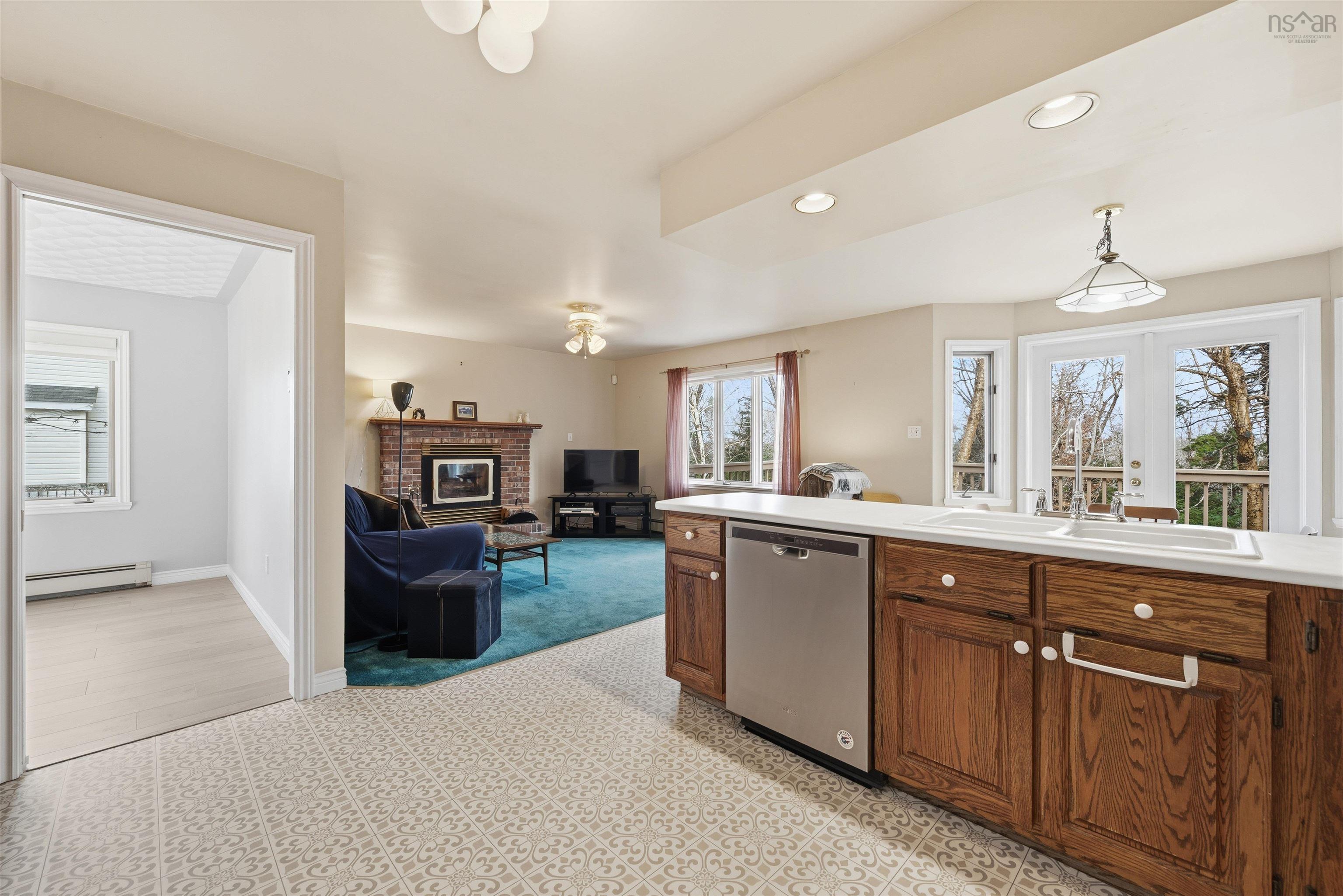 $729,900.00: 331 Moirs Mill Road, Bedford