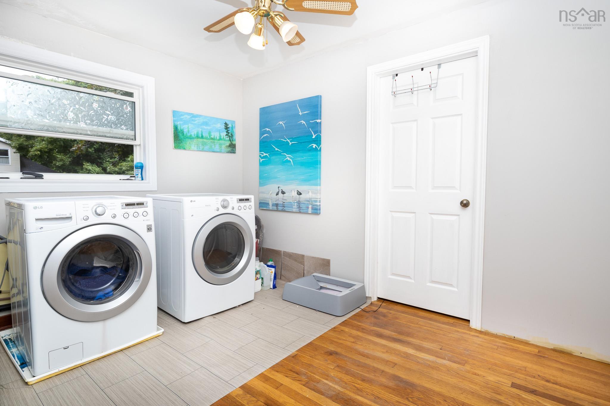 $380,000.00: 79 Whitney Avenue, Sydney