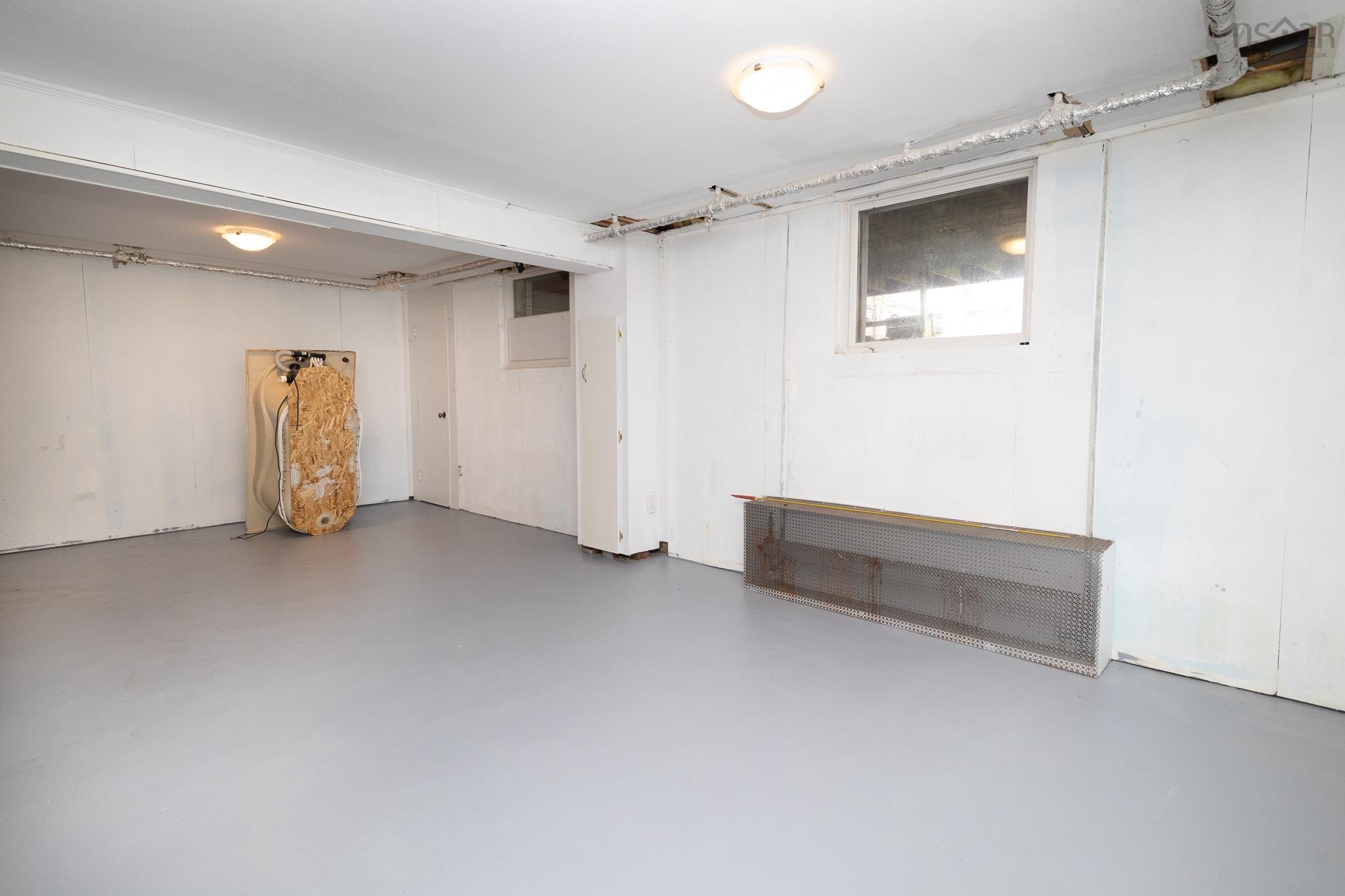 $380,000.00: 79 Whitney Avenue, Sydney