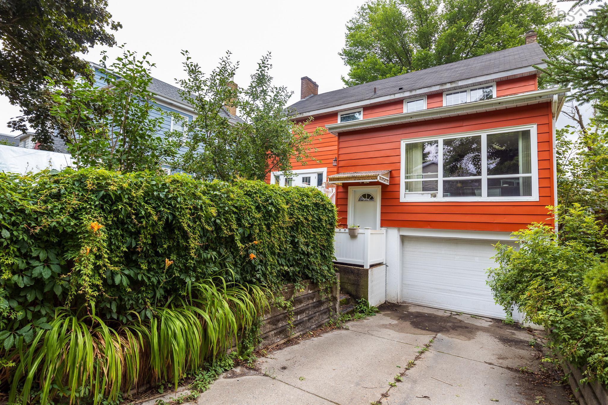 $380,000.00: 79 Whitney Avenue, Sydney